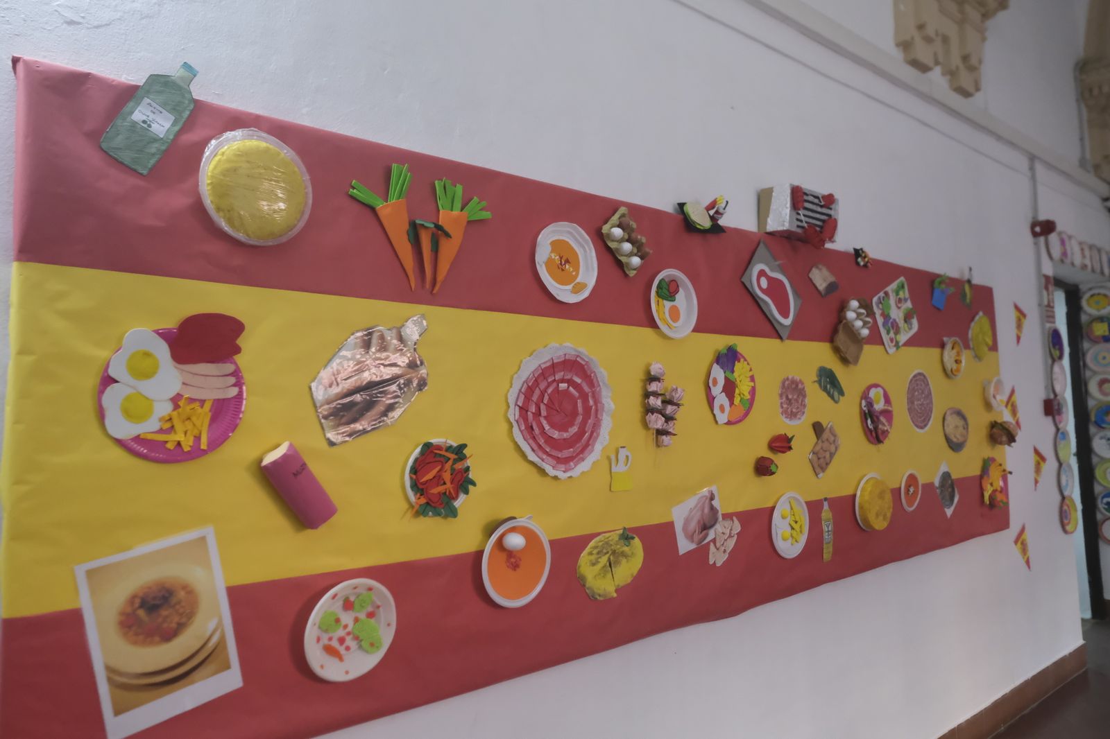 En fotos: Un viaje por las cocinas del mundo del Colegio La Inmaculada de Córdoba