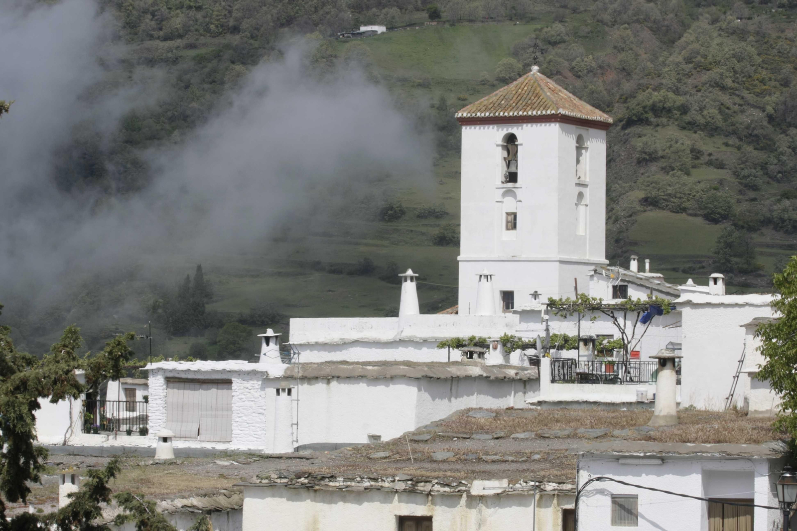 Imagen de archivo del campanario de Bubión, en la Alpujarra de Granada
