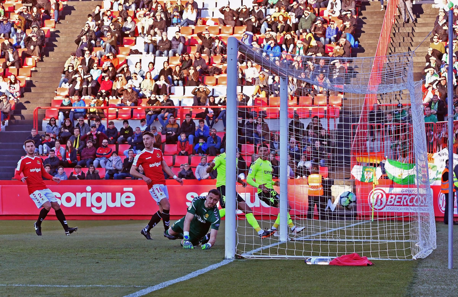 Las imágenes del Nàstic-Córdoba
