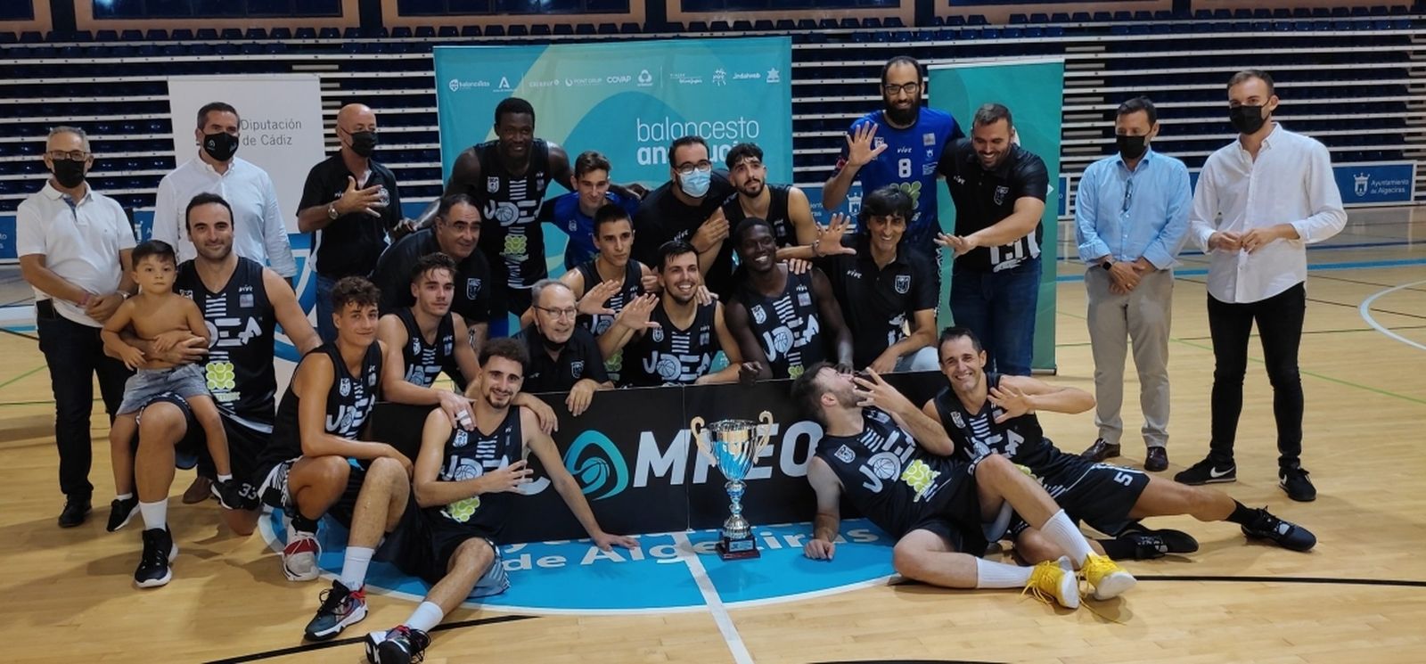 Udea, en la celebración de su quinta Copa Diputación