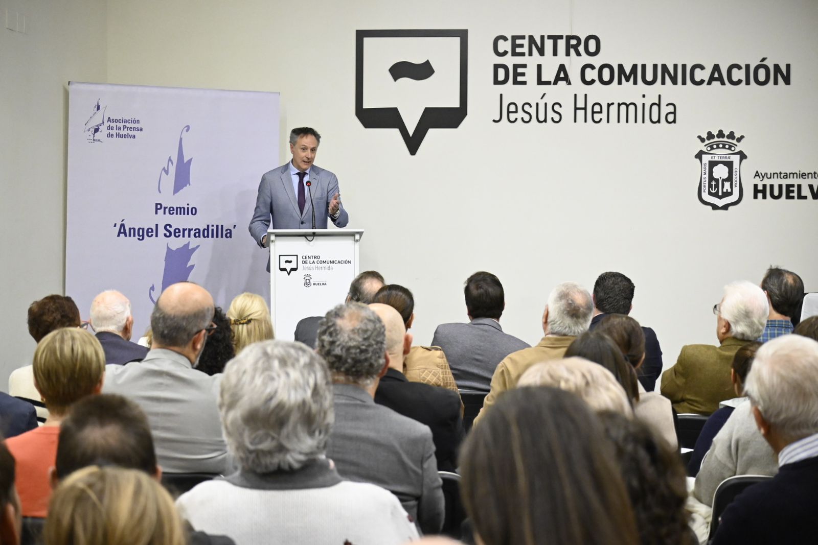 Las imágenes de la entrega del premio Ángel Serradilla 2024 en Huelva