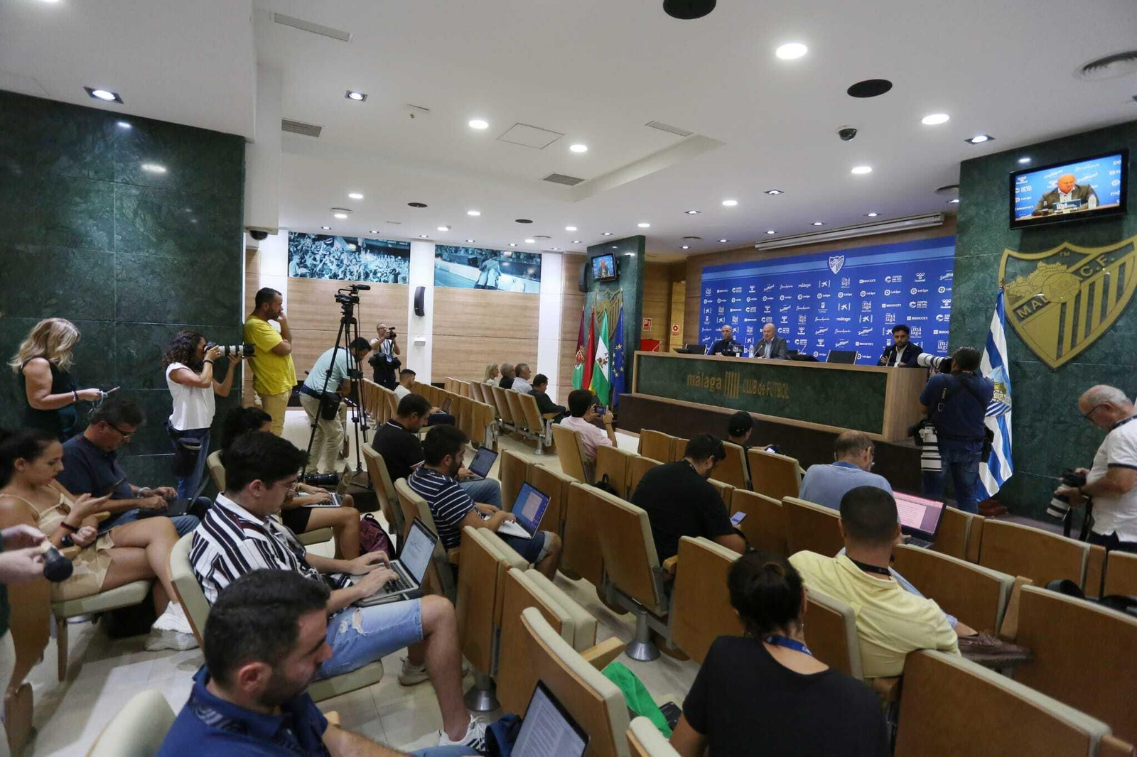 Galería: Presentación de Pepe Mel como entrenador del Málaga CF