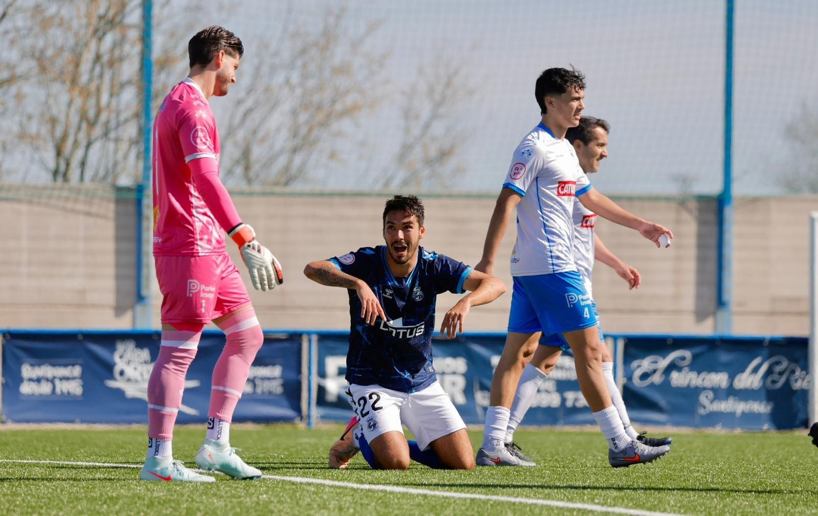 Las fotos del Castilleja-Balona de Tercera Federación (1-1)