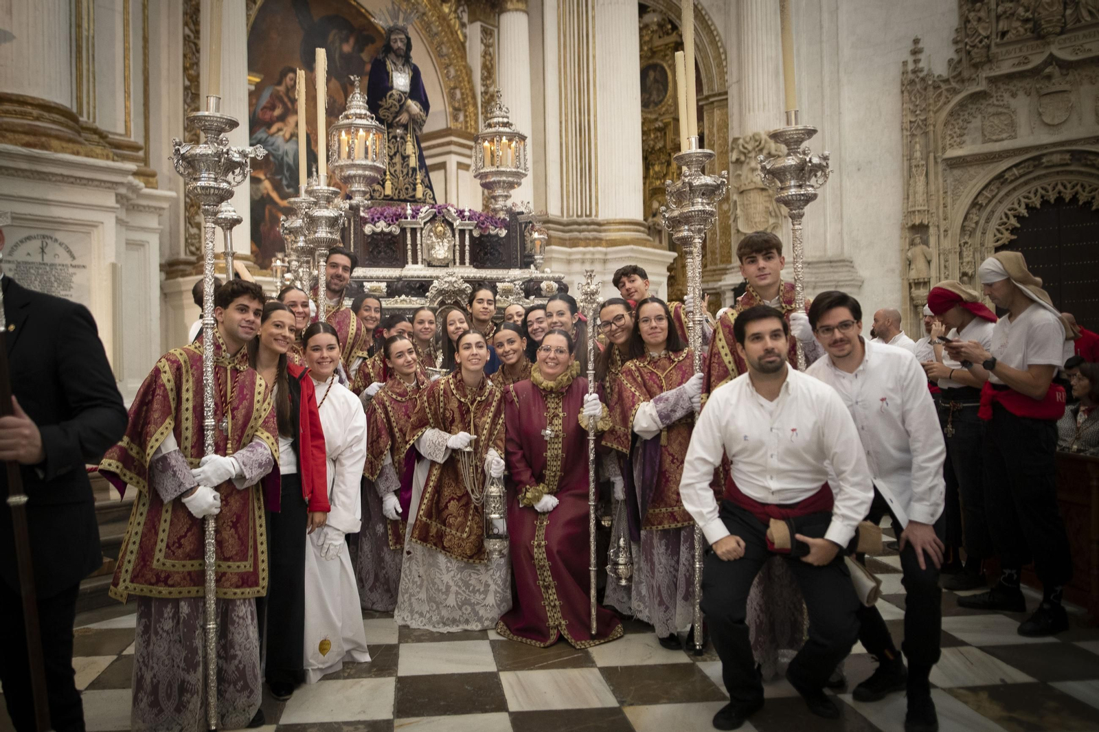Solemne Procesión Extraordinaria de Alabanza de Nuestro Padre Jesús del Rescate de Granada, Octubre 2025.jpg