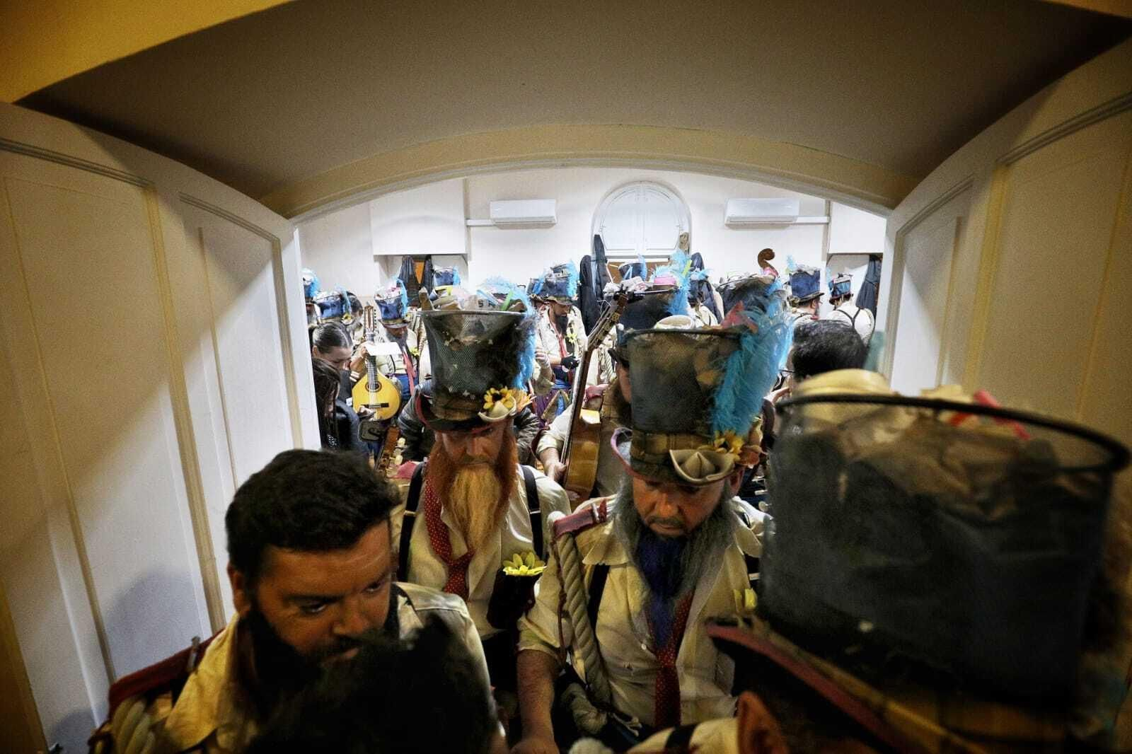 Coro Los Martínez en camerinos