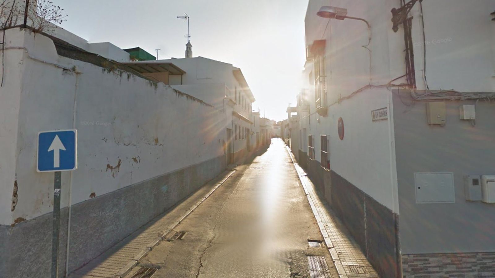 Callejón de los Granados de Almonte, donde se halló el cuchillo. Callejón de los Granados de Almonte, donde se halló el cuchillo.