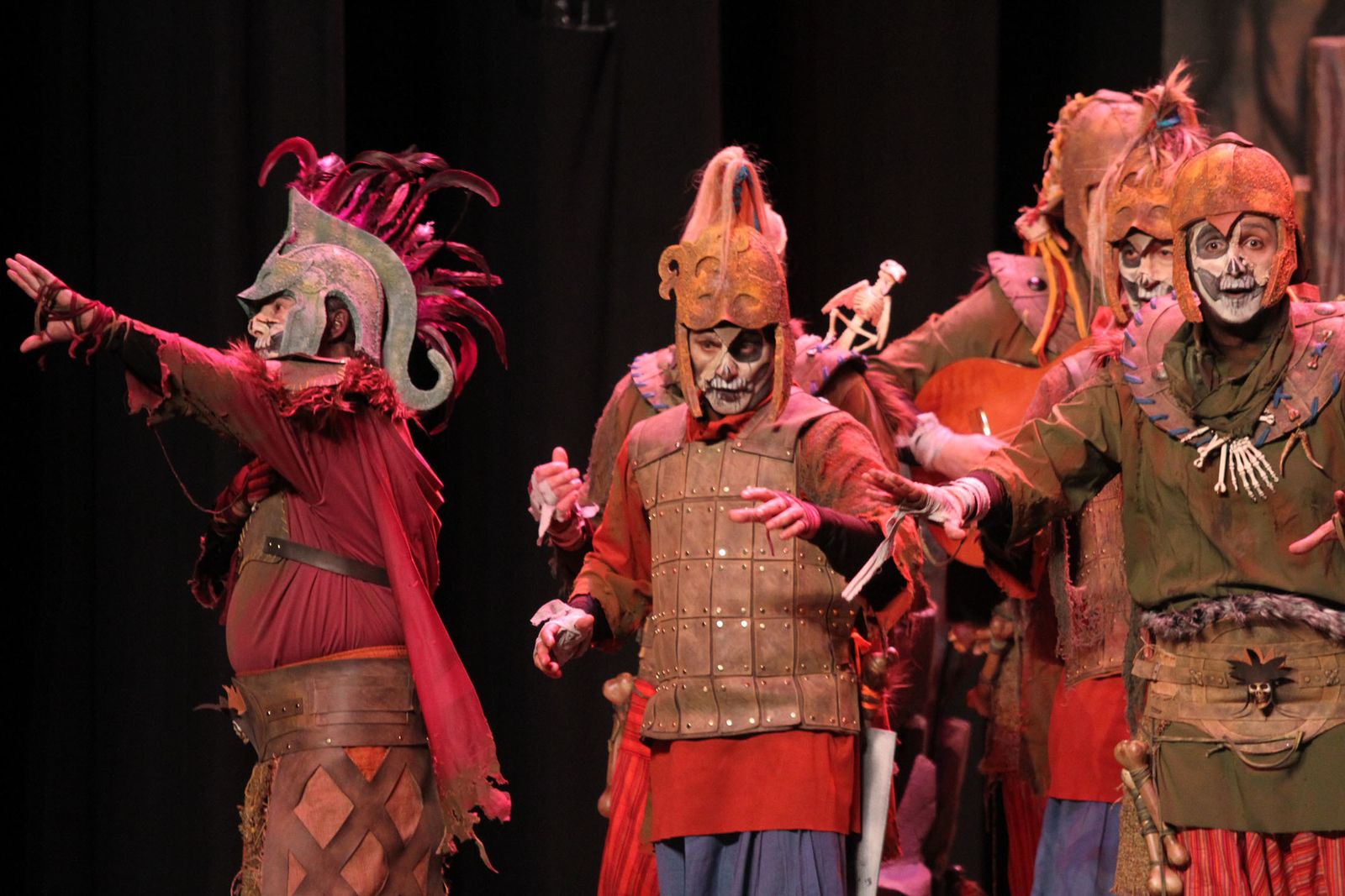 Imágenes del primer día de preliminares de concurso del Carnaval Colombino 2018