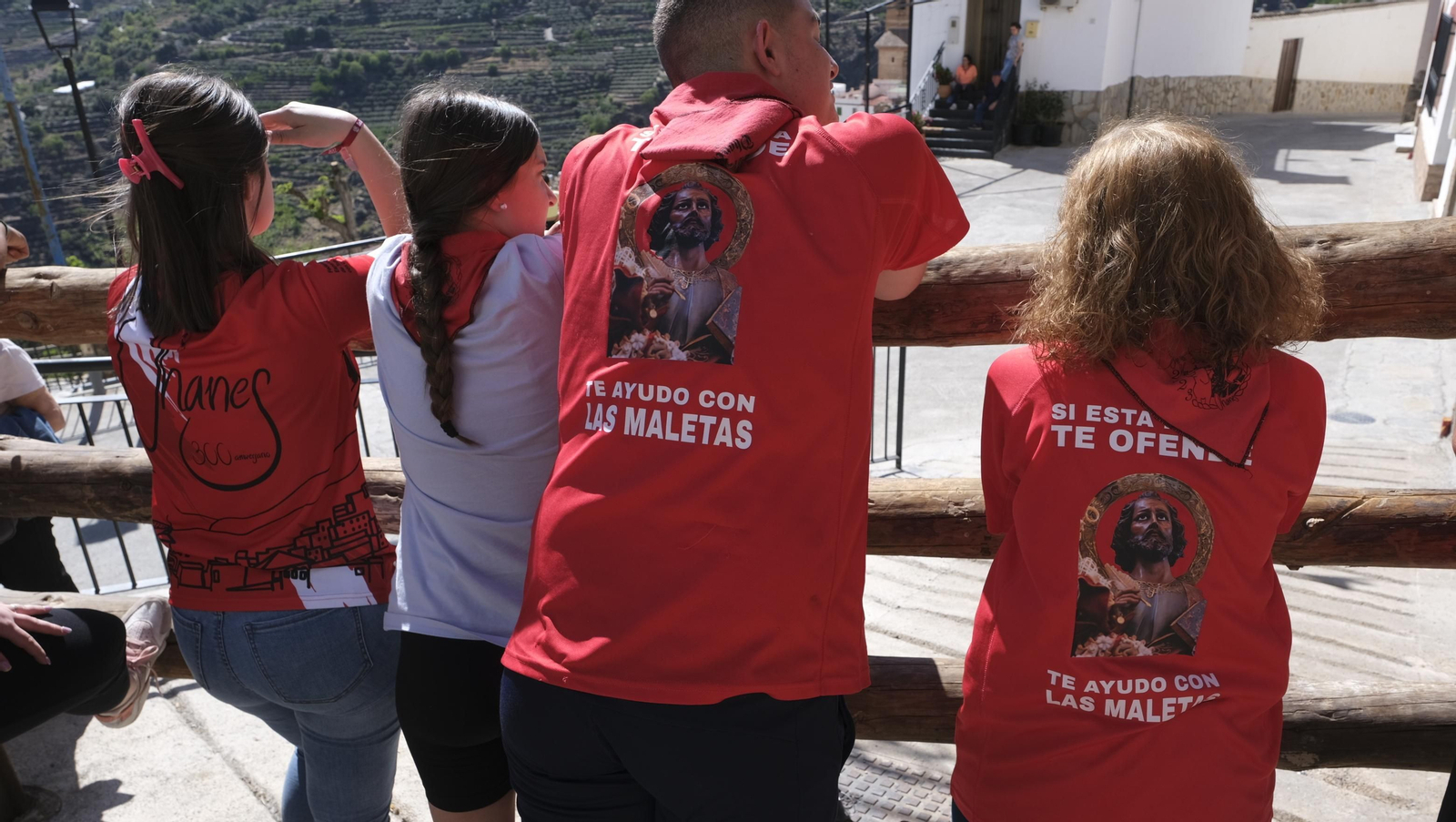 Imágenes de los toros ensogaos y San Marcos, en las Fiestas de Ohanes