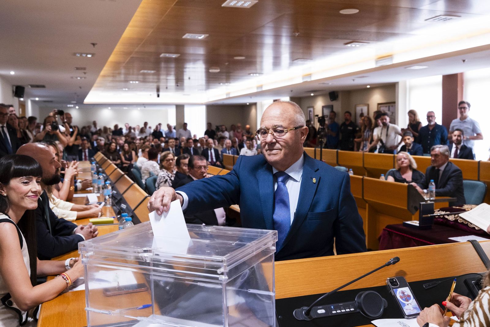 Julia Ibáñez toma posesión como nueva alcaldesa de El Ejido, en imágenes