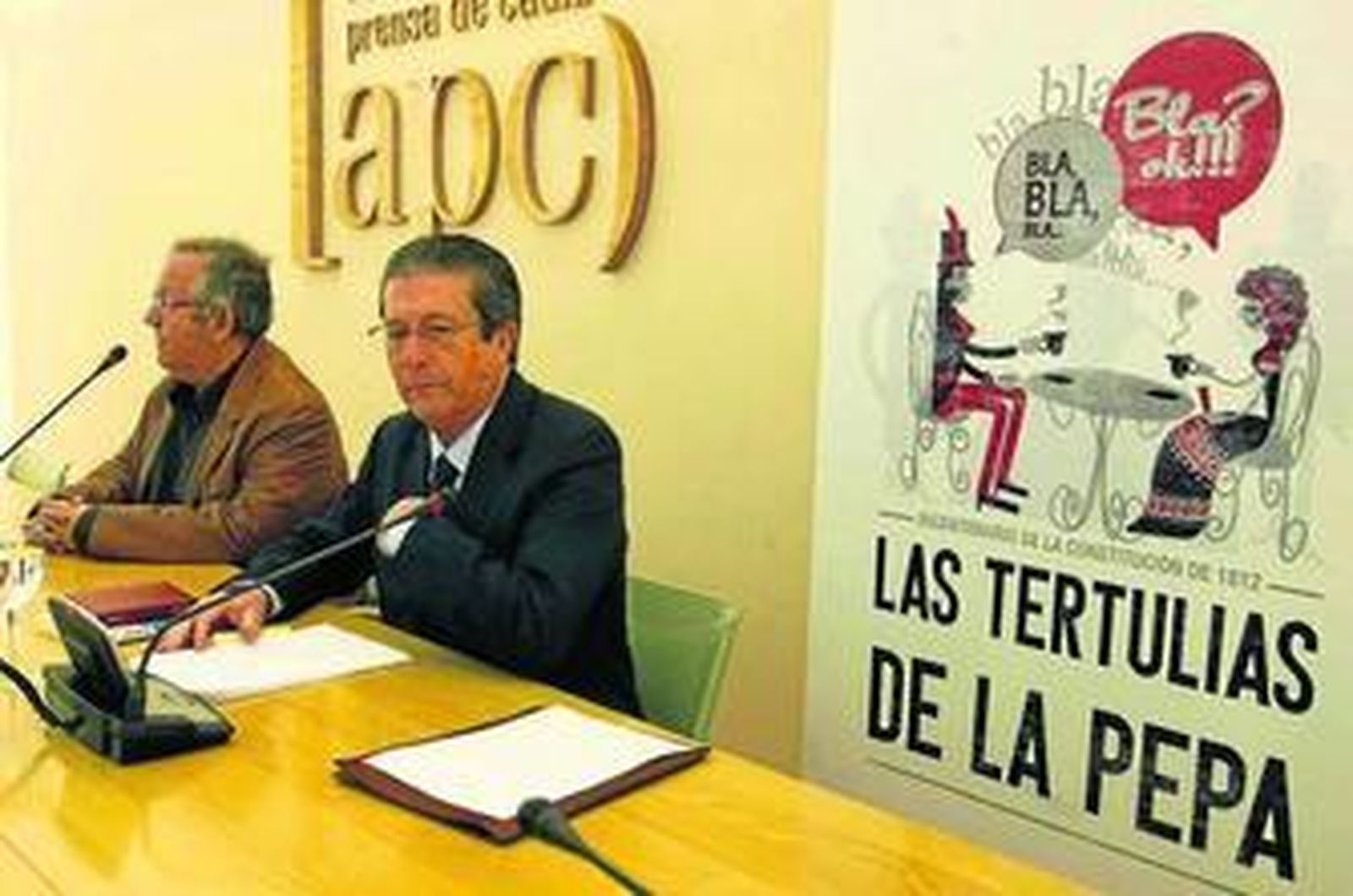 Federico Mayor Zaragoza interviene en Las Tertulias de La Pepa junto al periodista Juan José Téllez.