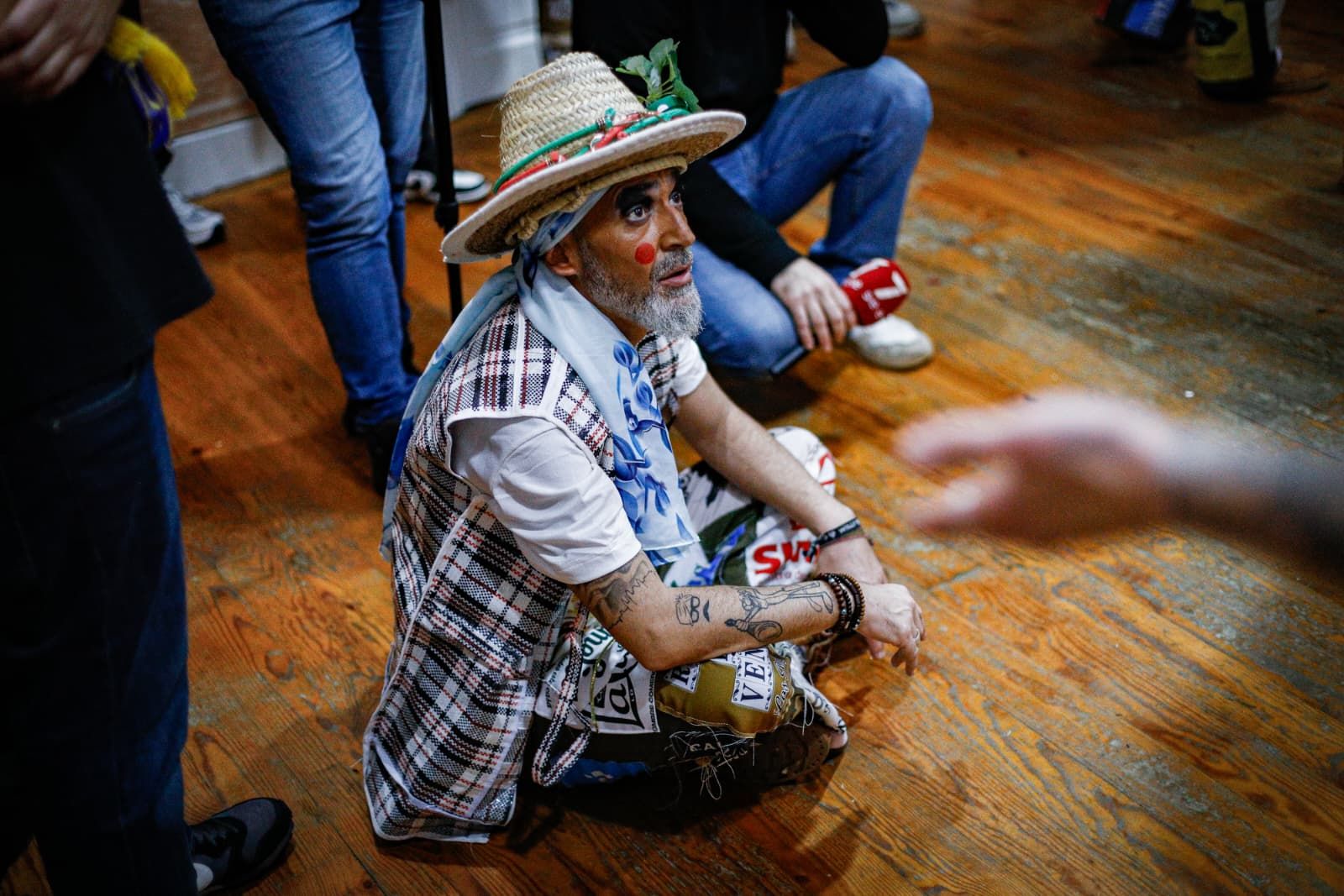 Búscate entre las mejores imágenes de la sexta sesión de cuartos de final del COAC 2026