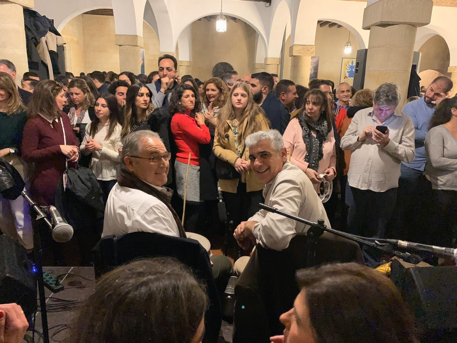 Imágenes de la zambomba de la Peña Buena Gente y Fundador