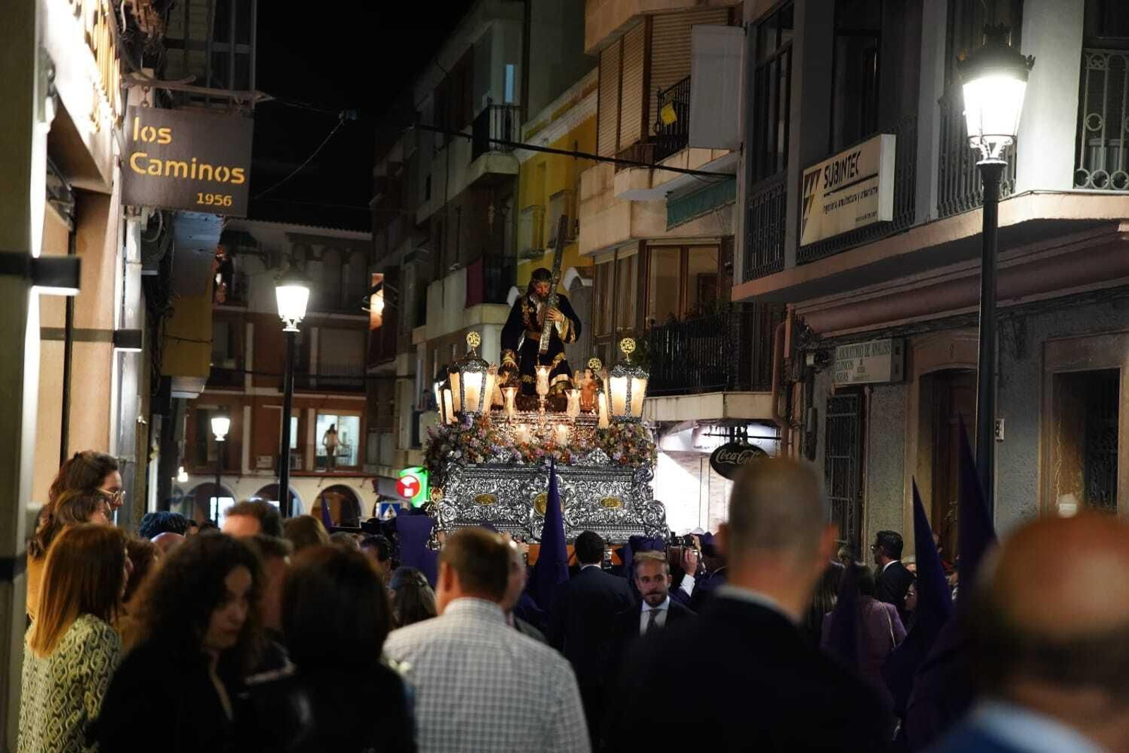 Las mejores imágenes de la tarde del Jueves Santo de Lucena: Santa Fe, Columna, Caído y Sangre