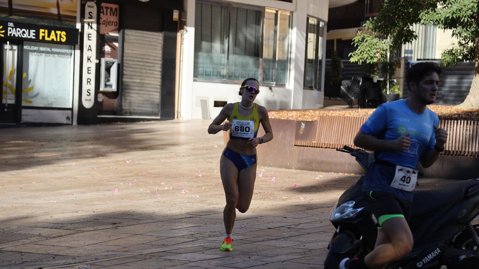 Búscate en las fotos de la Carrera de la Prensa en Málaga