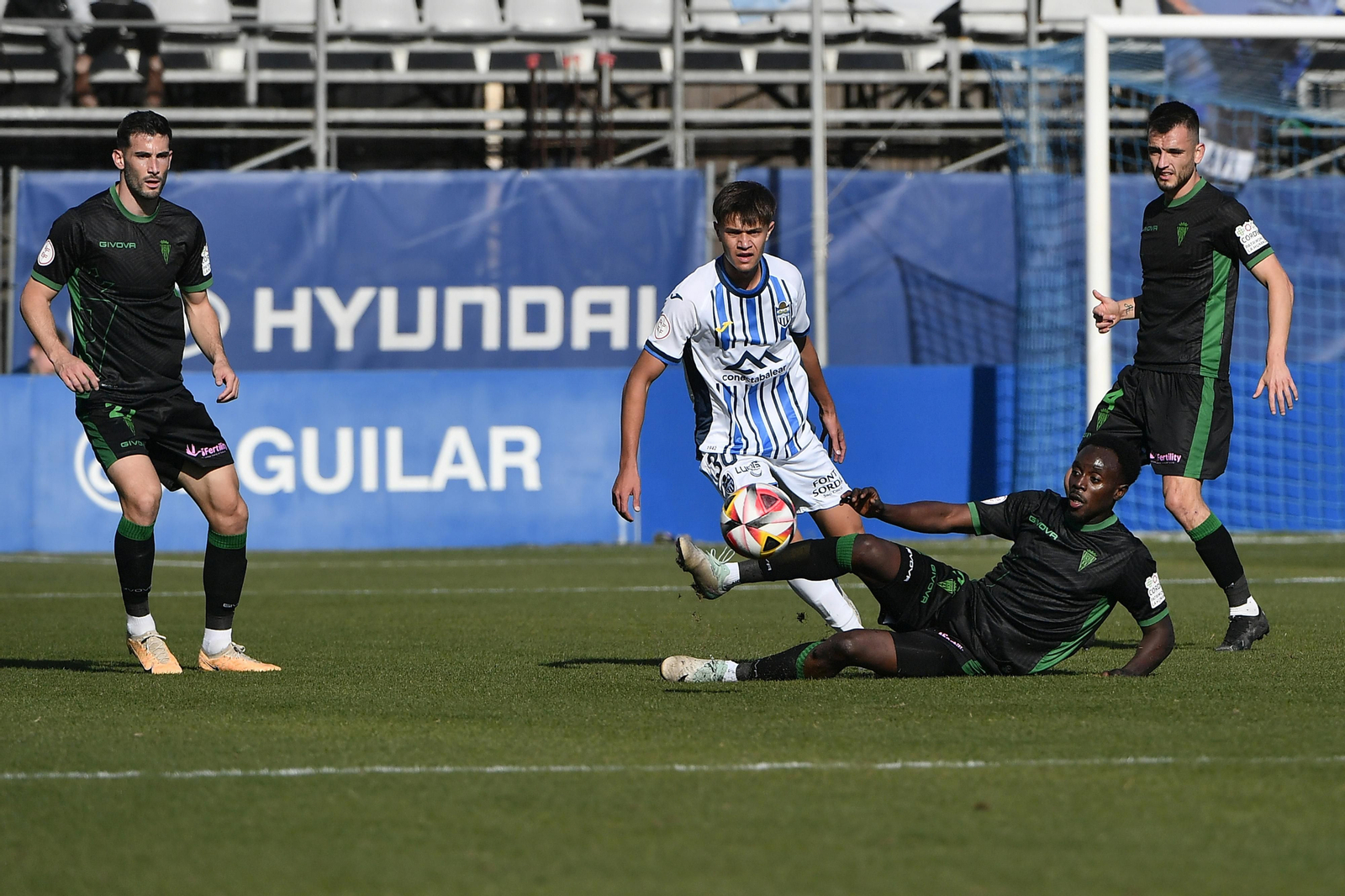 Las mejores fotos de la visita del Córdoba CF al Atlético Baleares
