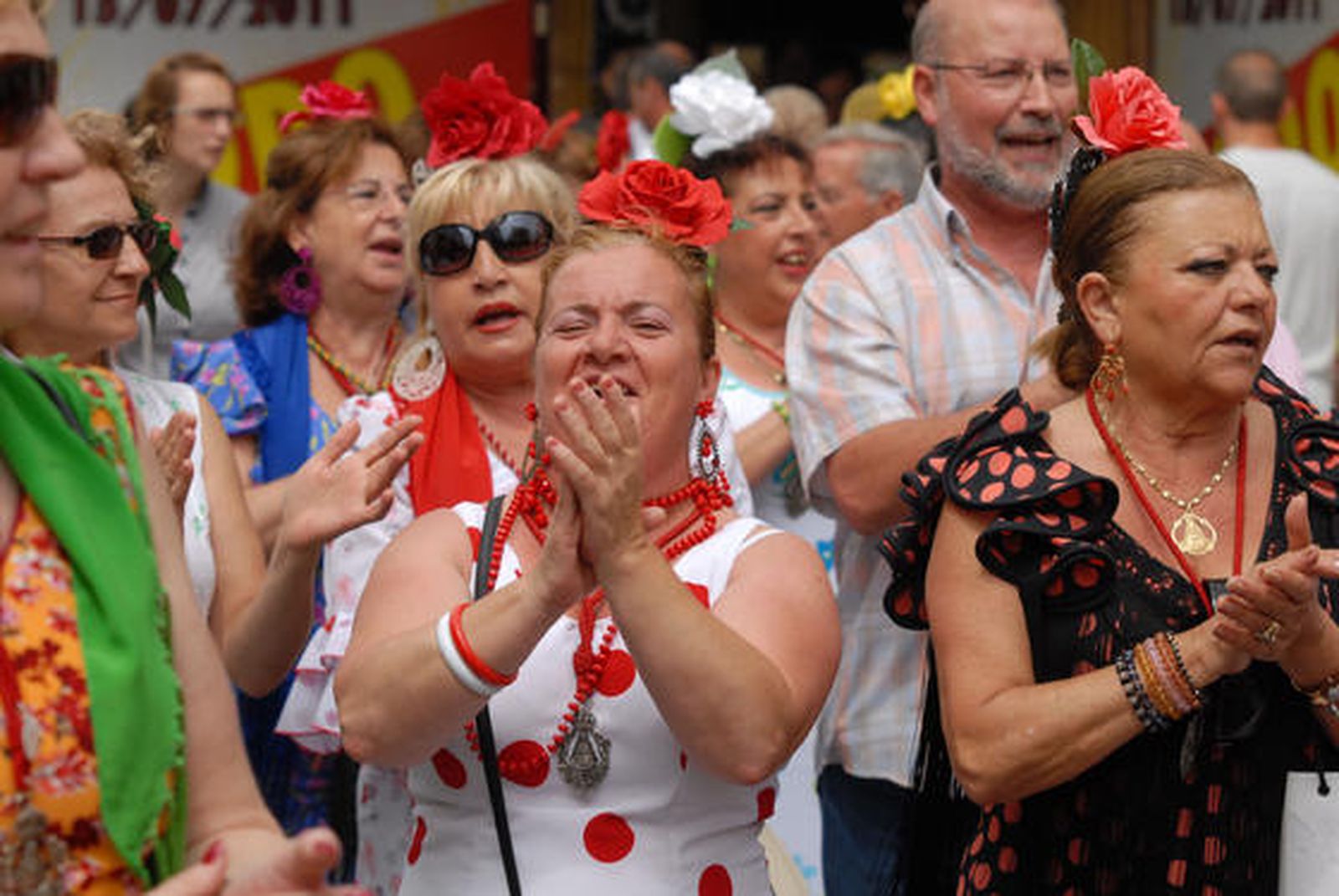 Los rocieros chiclaneros fueron los primeros en salir. /Paco Periñán