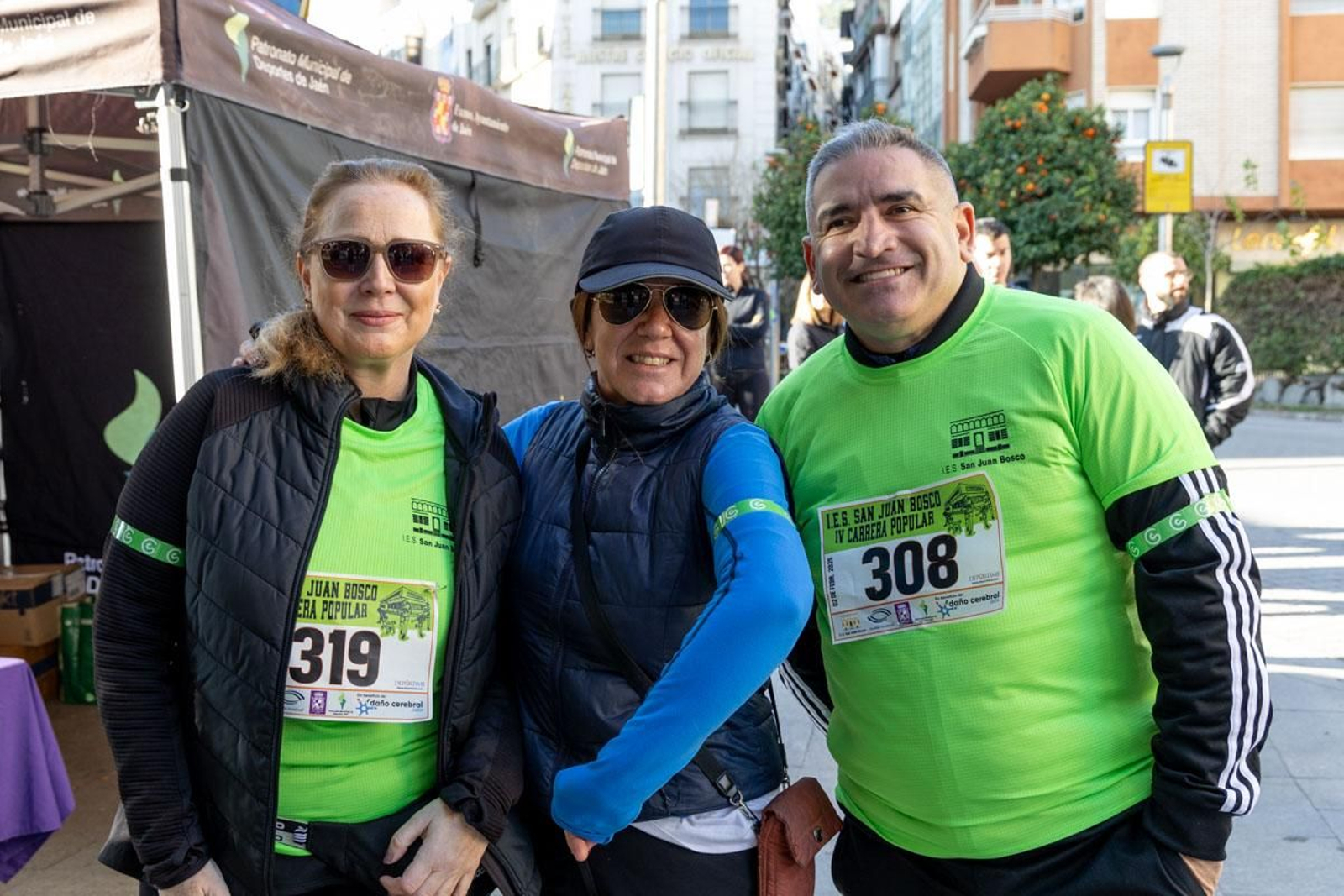 Deporte y solidaridad se unen en la IV Carrera Popular IES San Juan Bosco, en imágenes