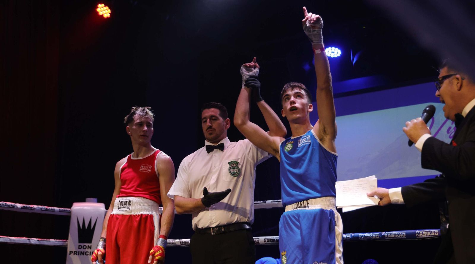 Las fotos de la VIII Fight Night de boxeo del Don Príncipe en San Roque