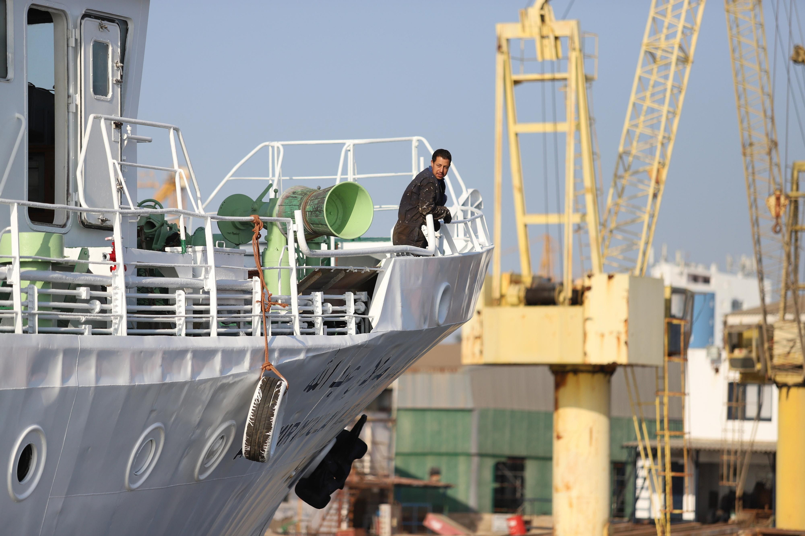 Imágenes de la botadura del barco Al Amir Moulay Abdallah en los astilleros de Huelva