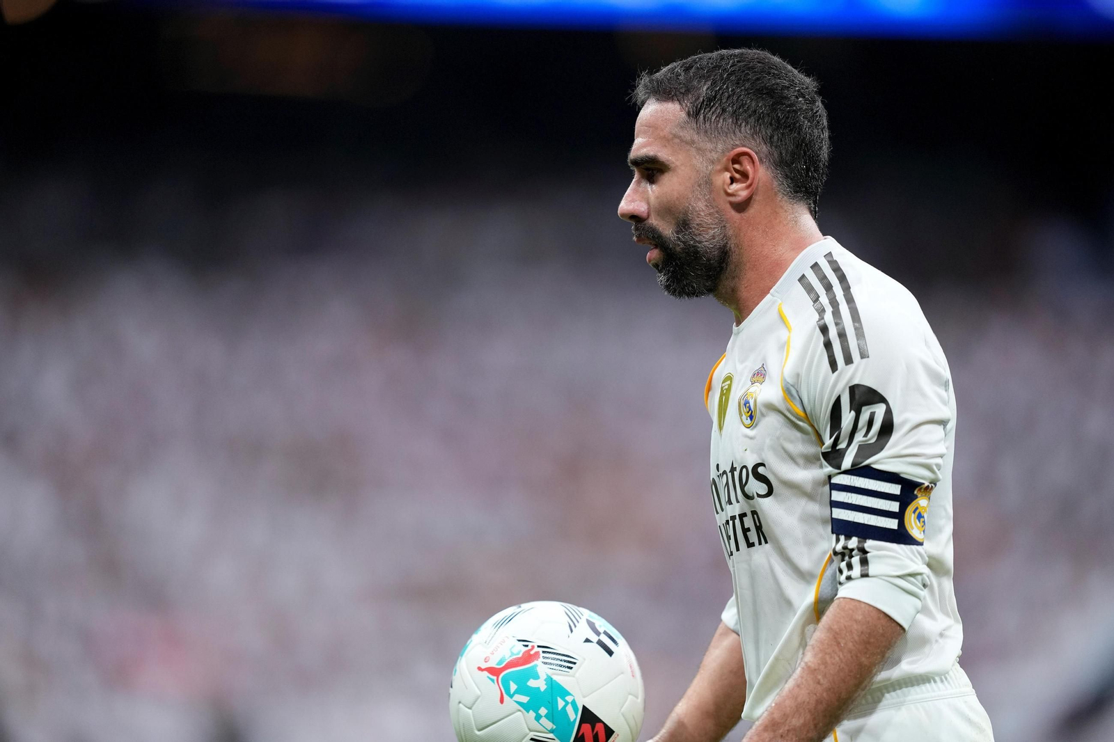 EuropaPress_6969952_Daniel_Carvajal_of_Real_Madrid_CF_looks_on_during_.jpg