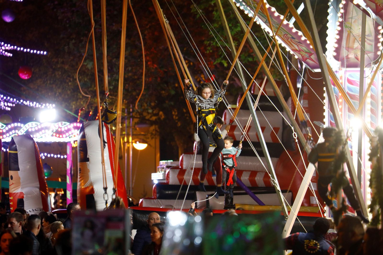 Las calles de Córdoba, repletas en el puente de diciembre, en imágenes