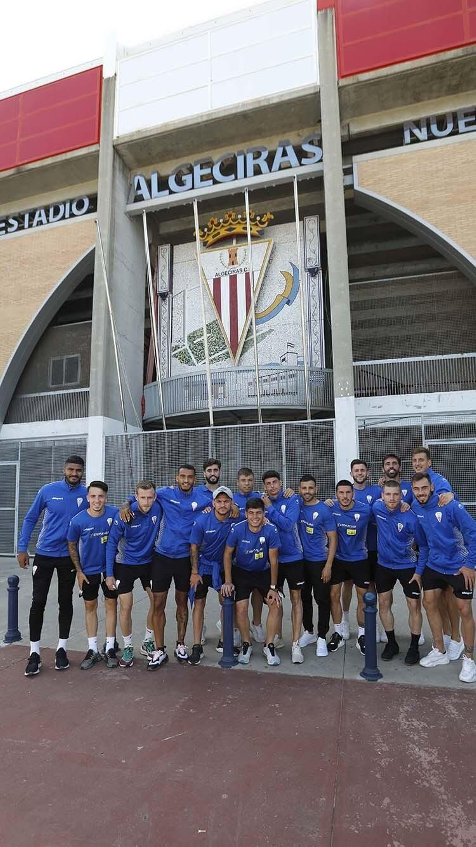Las fotos de la salida del Algeciras CF hacia Murcia