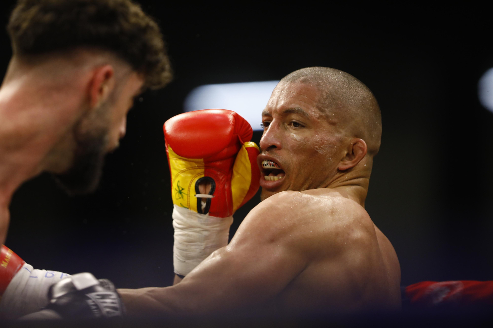 Las imágenes del combate entre José Luis Navarro Jr y Ronny Landaeta en Córdoba