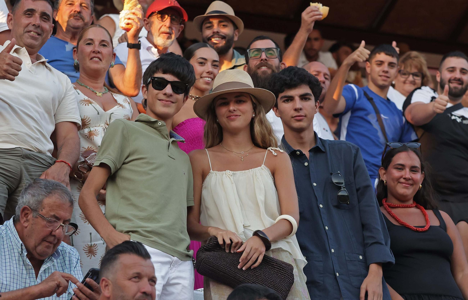 Búscate en la Plaza de Toros 'El Arenal' durante la corrida del viernes de la Feria de La Línea