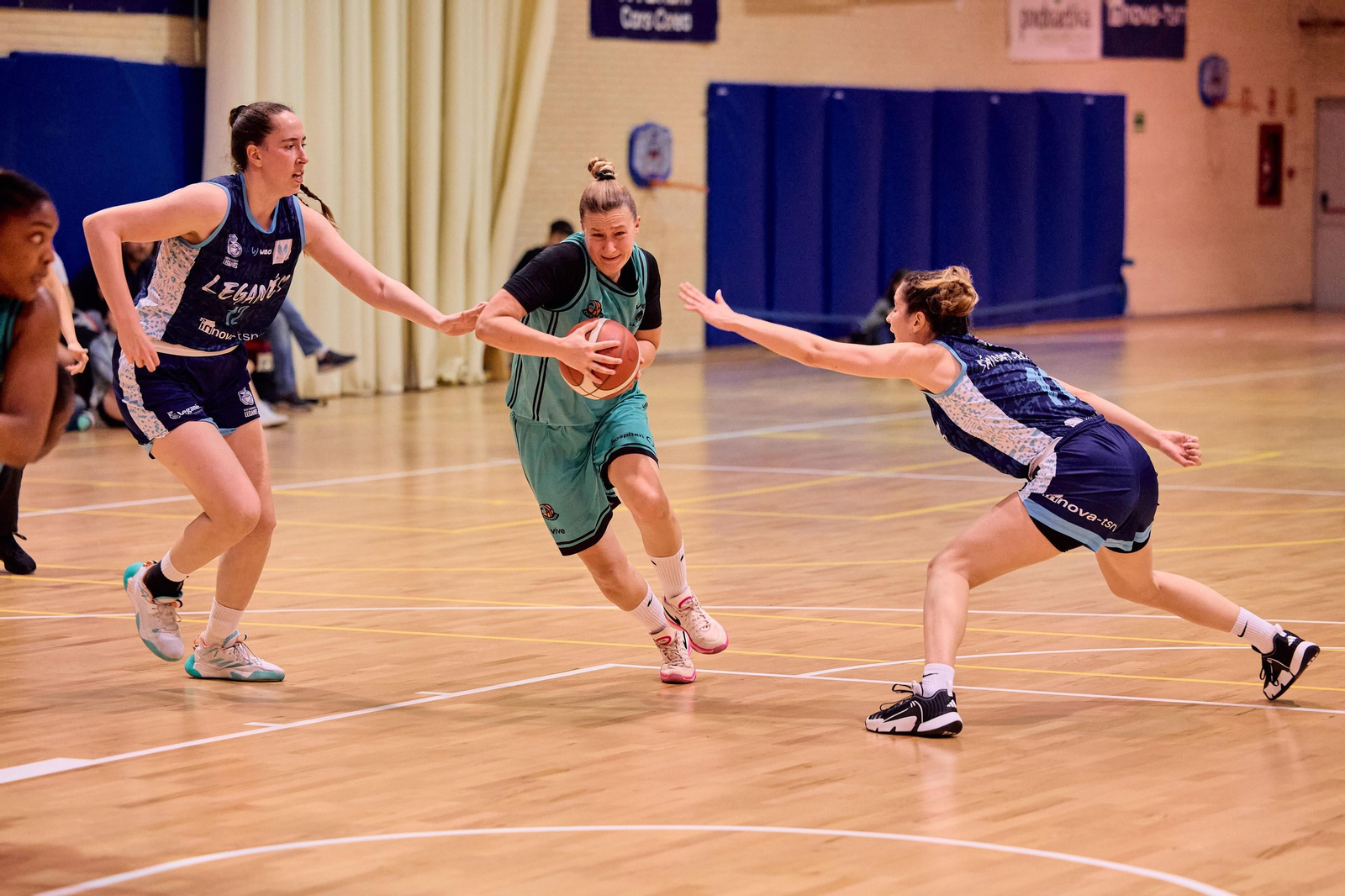 El CAB Estepona bordea el triunfo en Leganés (65-61) en el play off de ascenso