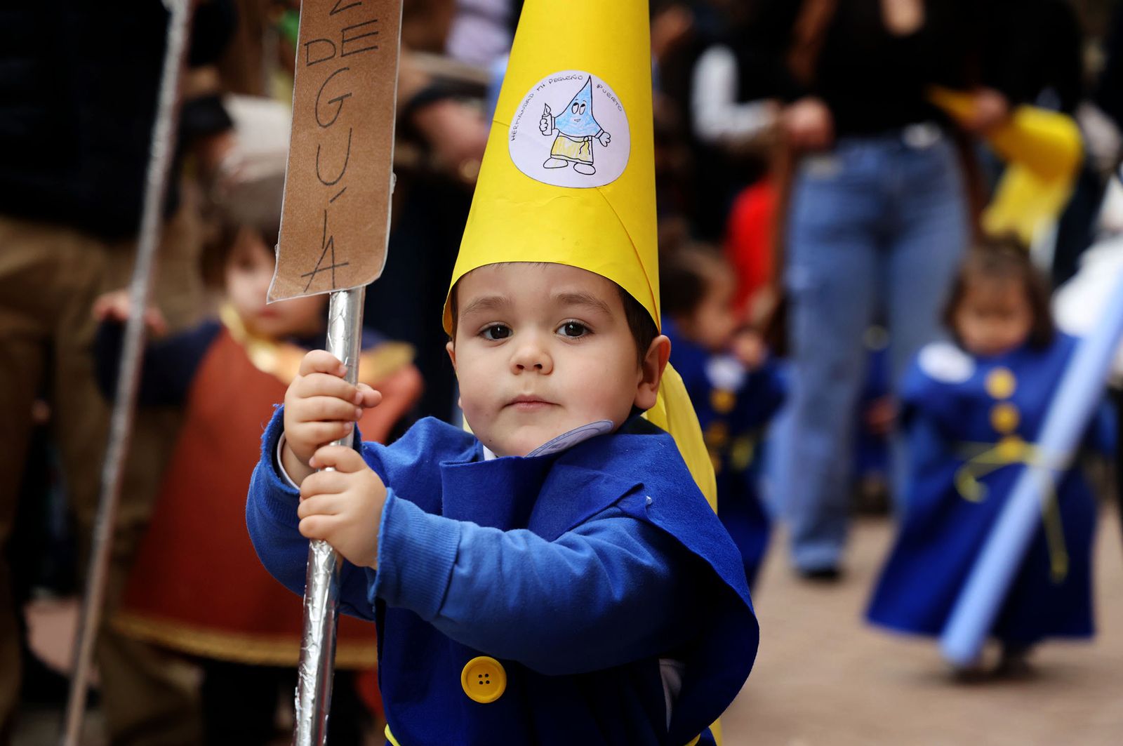 Imágenes de la procesión de la 'Escuela Infantil Mi Pequeño Puerto'
