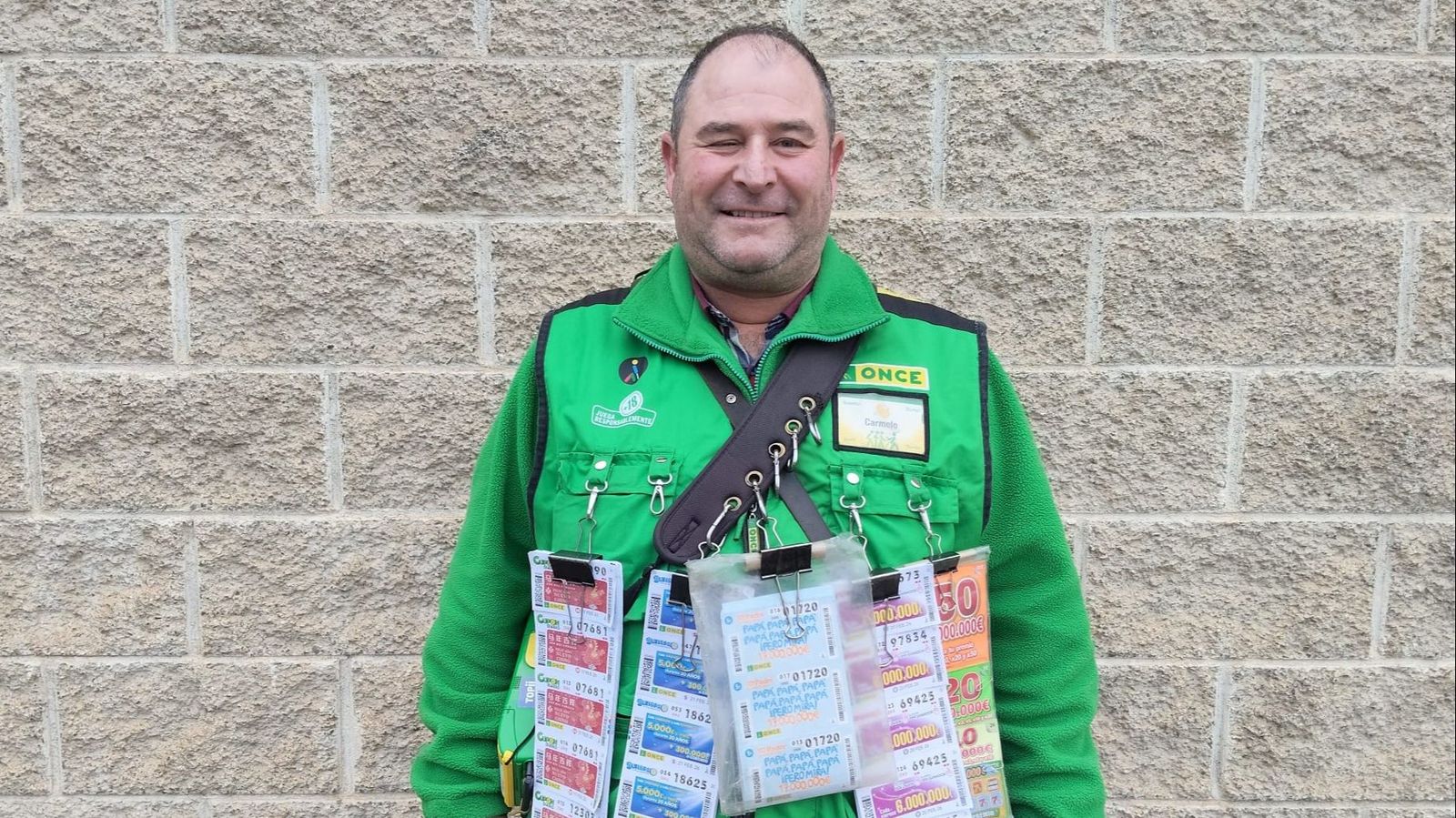Carmelo Torres, de la ONCE, reparte más de medio millón de euros en Martos.