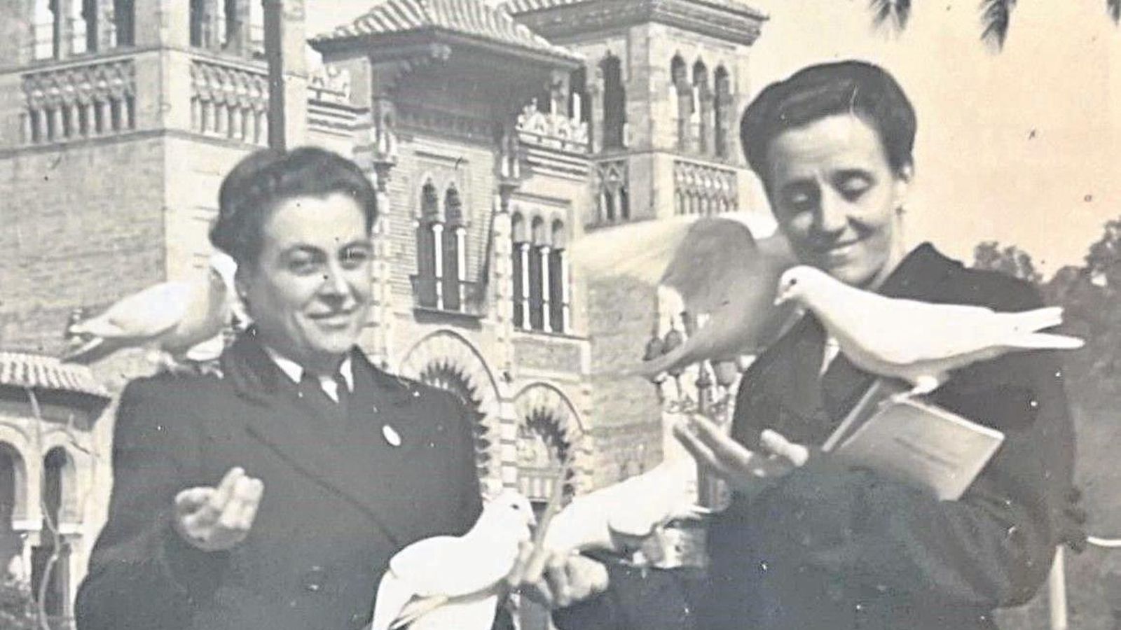 María Abaurrea, en Sevilla con María Madariaga, fundadora de Salus Infirmorum.