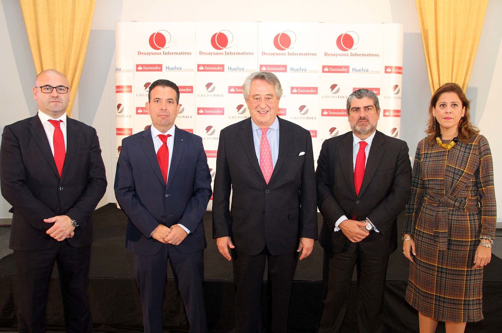 Imágenes del Desayuno Informativo del Grupo Joly con Javier Targhetta