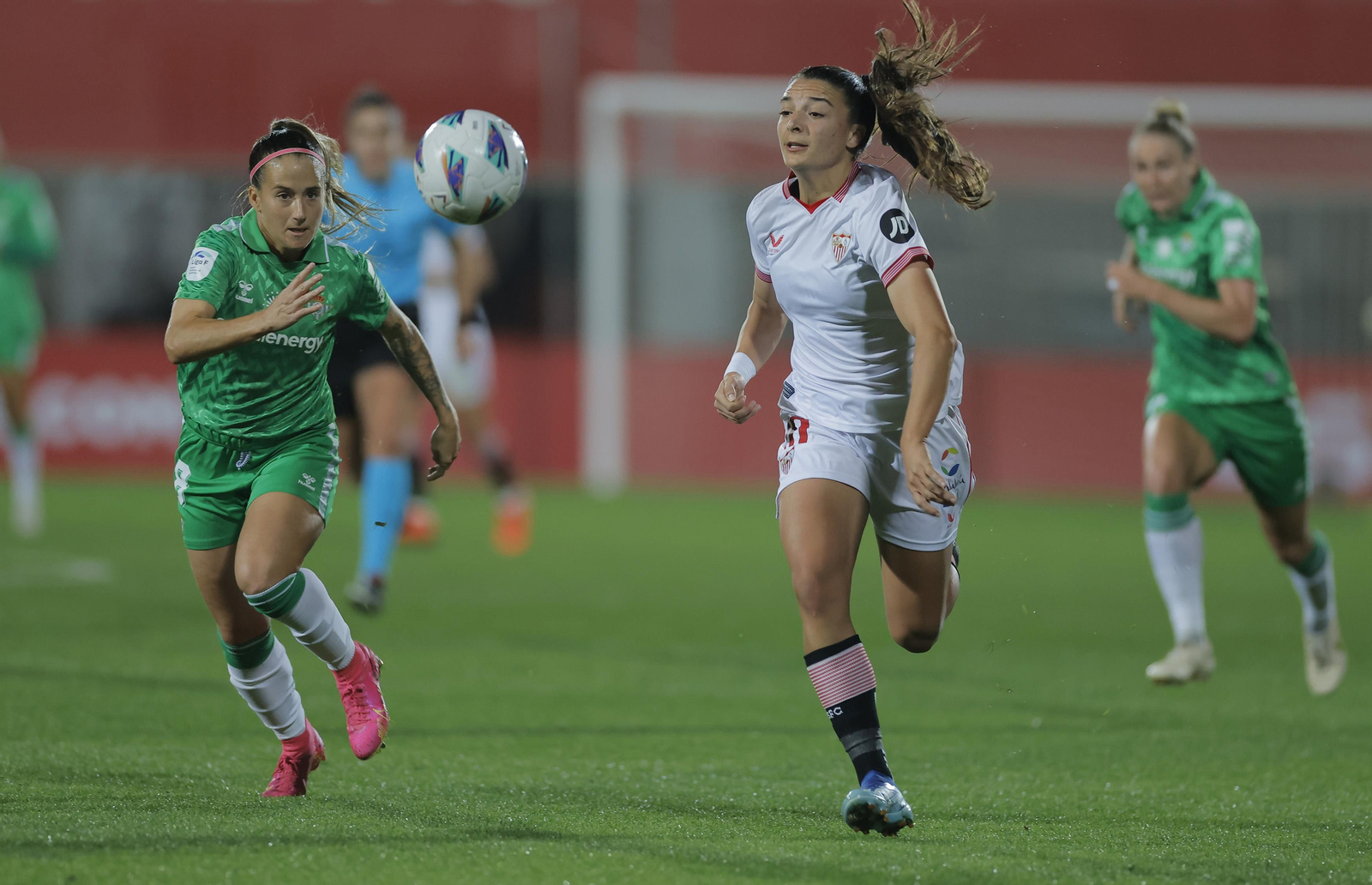 Las fotos del Sevilla-Betis féminas