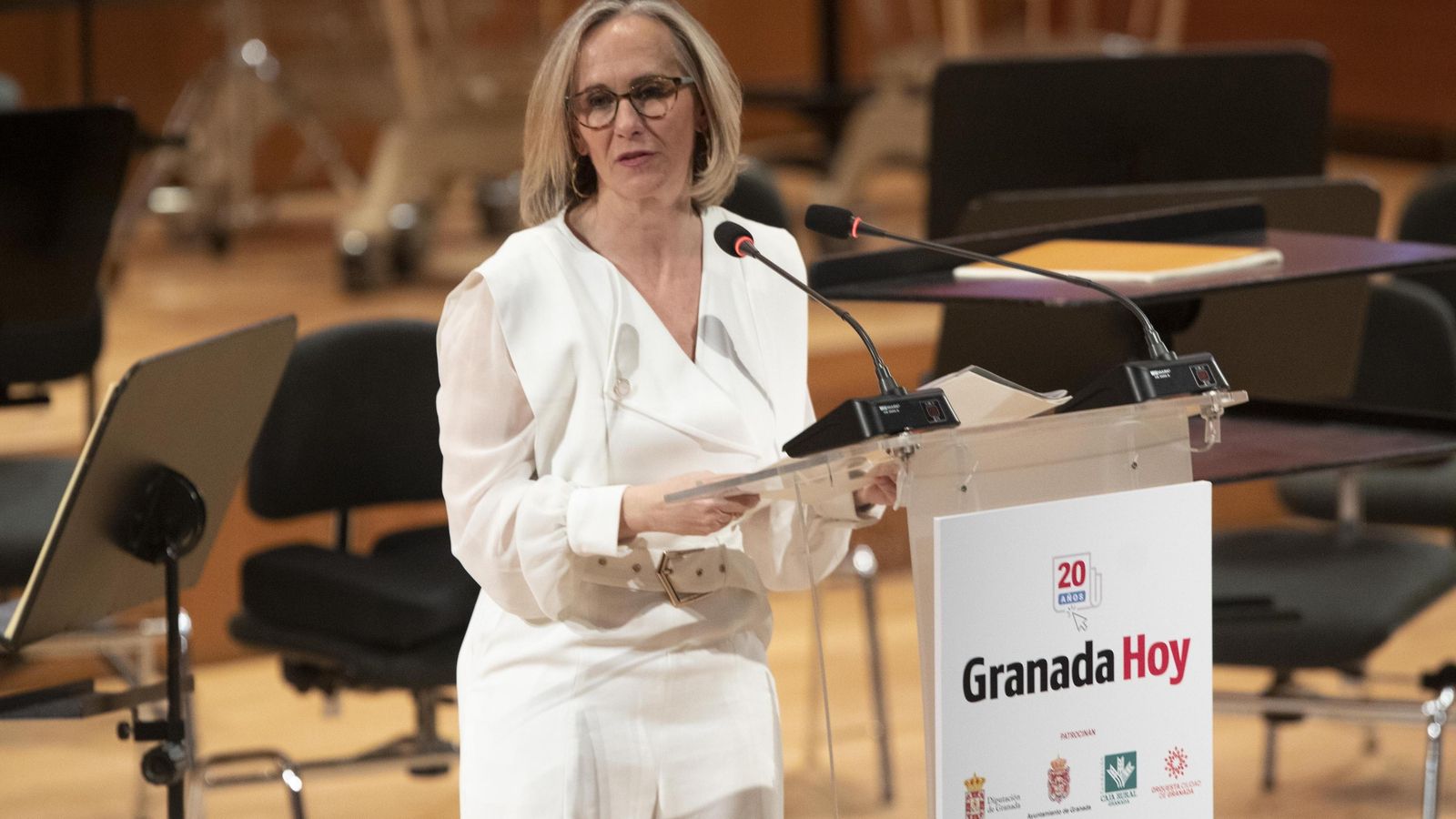 La directora de Granada Hoy, Lola Quero, en el estrado