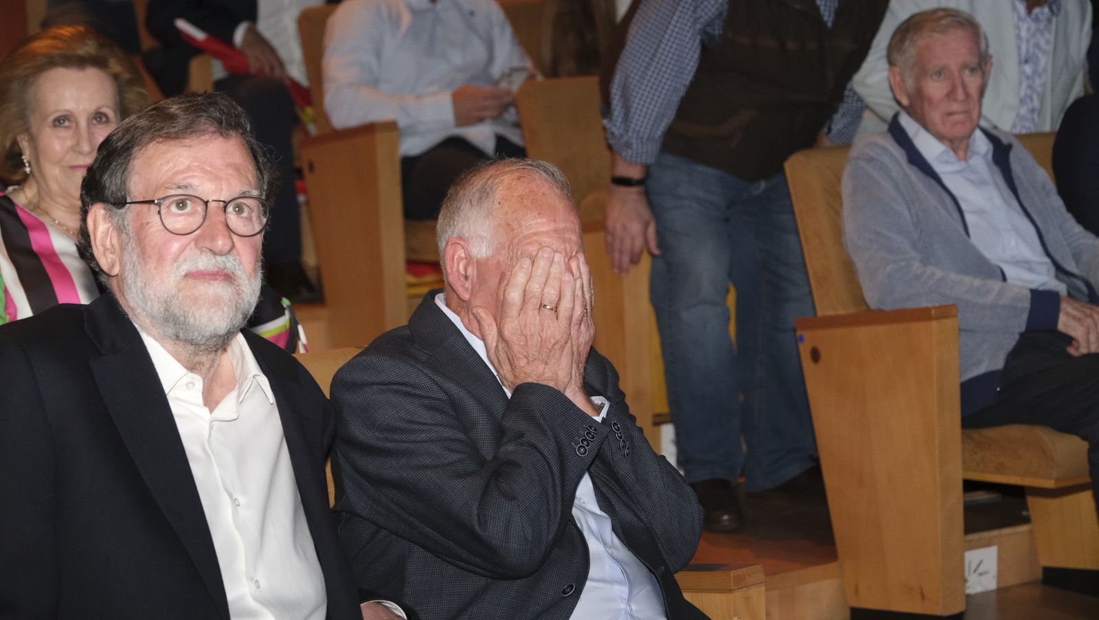 Imágenes de Rajoy apoyando la candidatura de Gabriel Amat a la Alcaldía de Roquetas de Mar