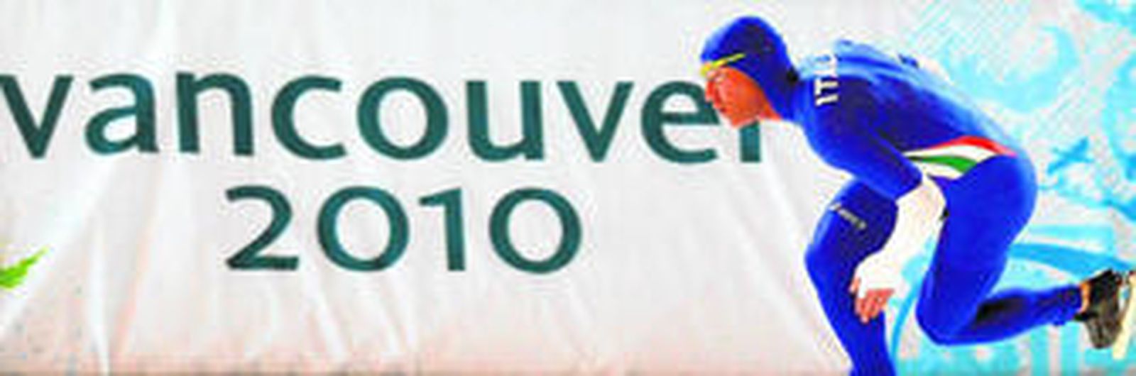 El patinador italiano Ermanno Ioriatti entrena durante una sesión en el Richmond Olympic Oval de Vancouver.