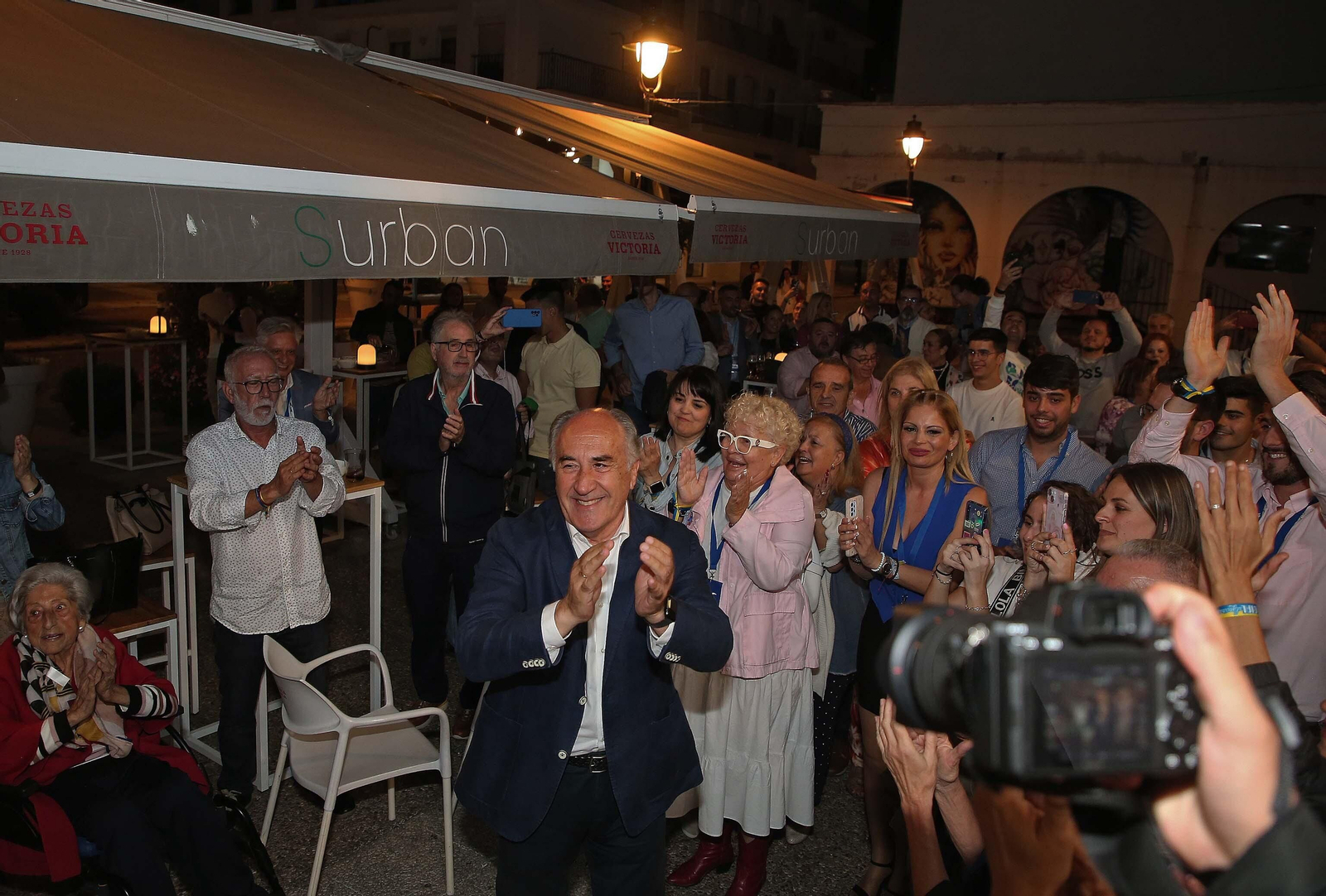 Fotos de la victoria de  José Ignacio Landaluce en las elecciones municipales de Algeciras 2023