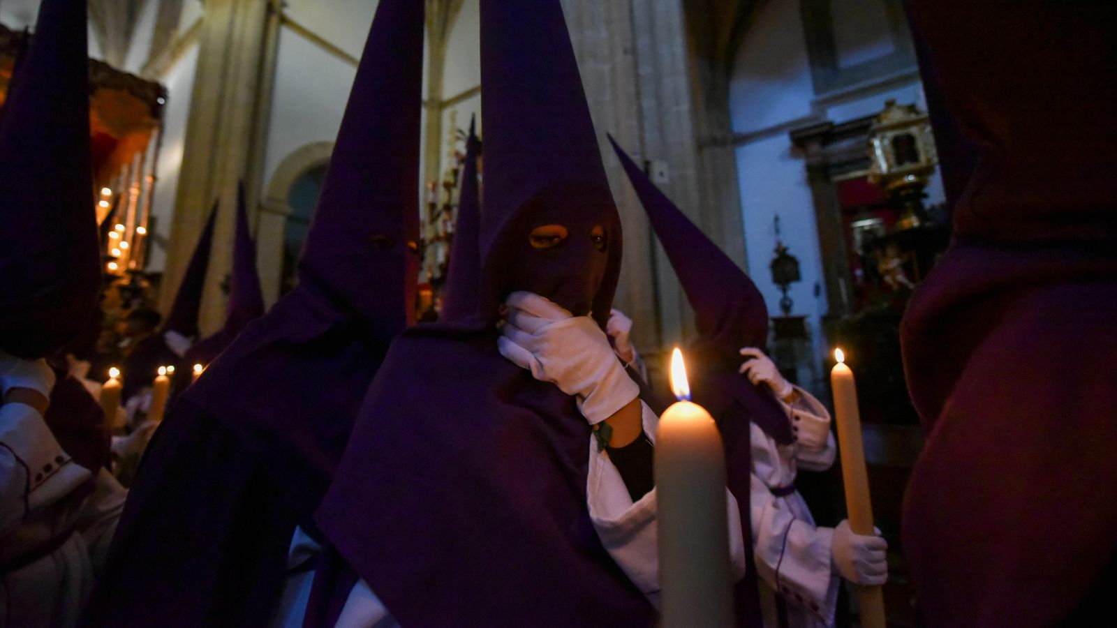 Fotos del Lunes santo en Tarifa: Nuestro Padre Jesús en la Oración en el Huerto y Nuestra Madre de Dios y del Rosario