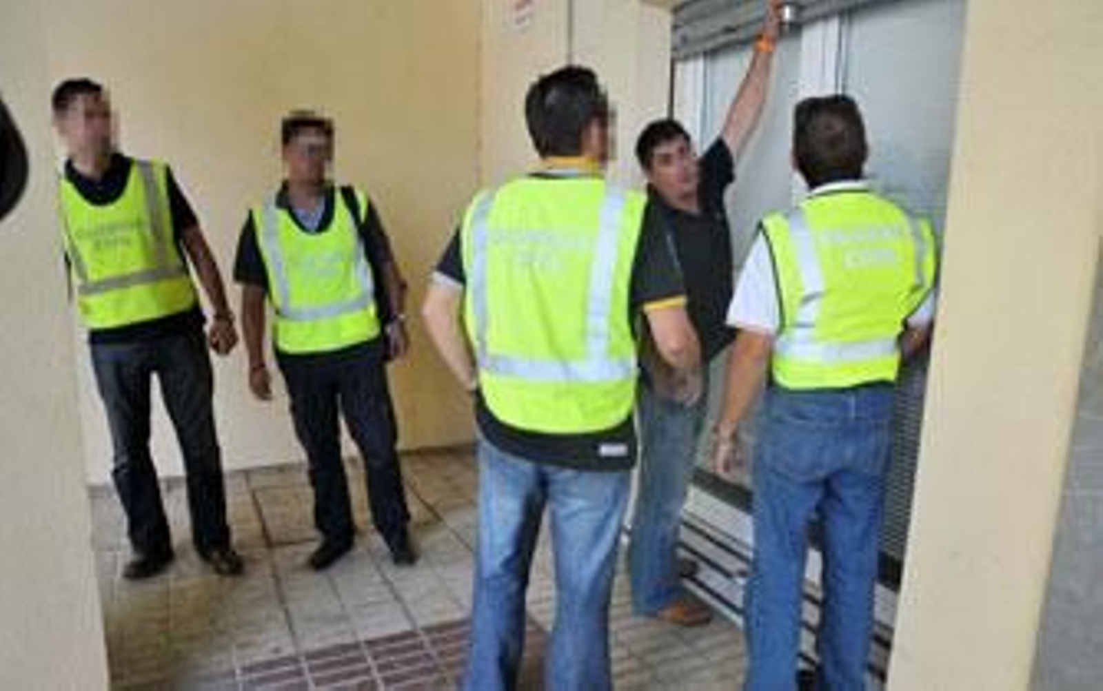 Operación antidroga abierta con un registro en el Parque Atlántico