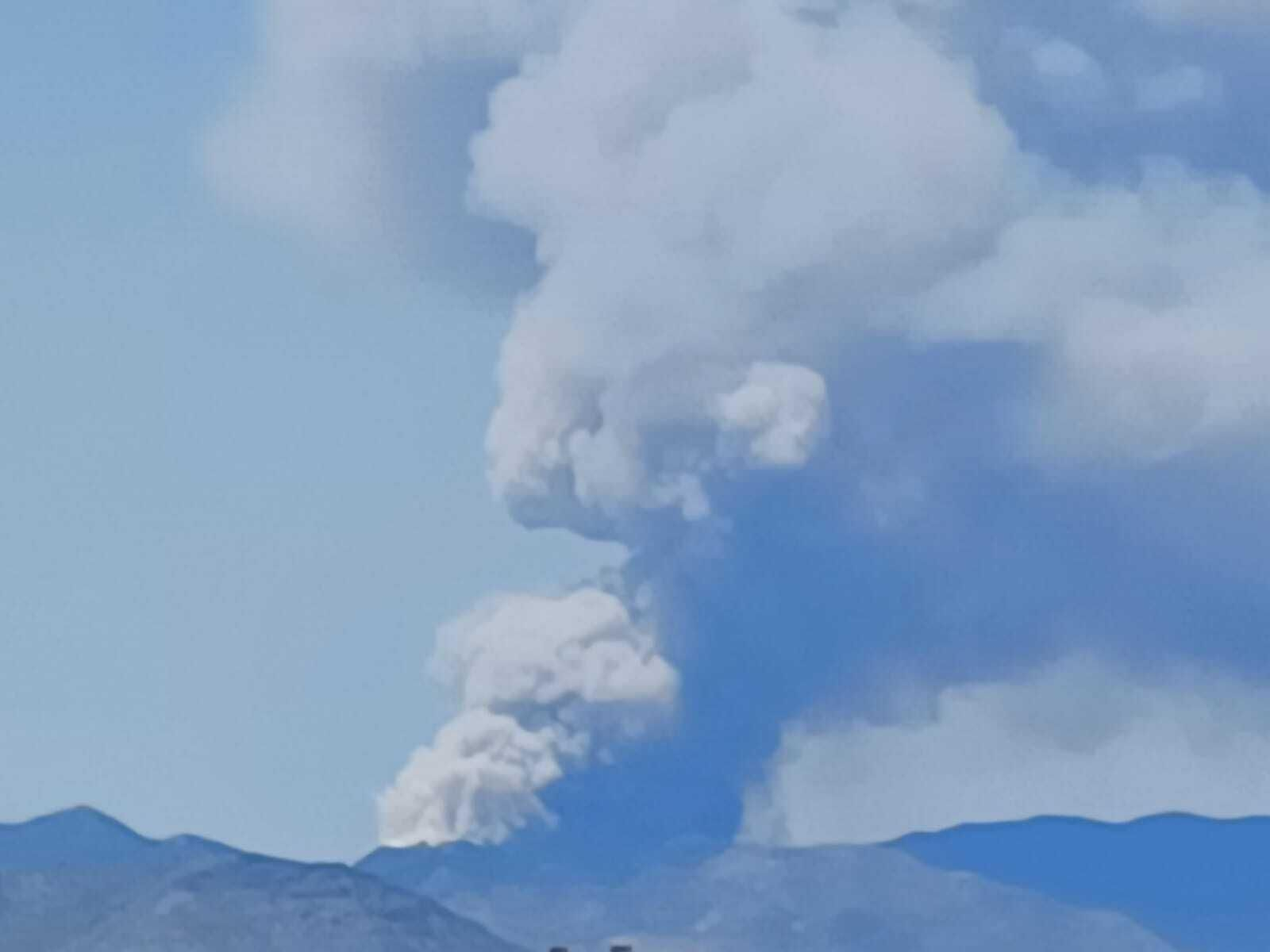 Incendio forestal en Mijas, en el paraje El Higuerón (fotos)
