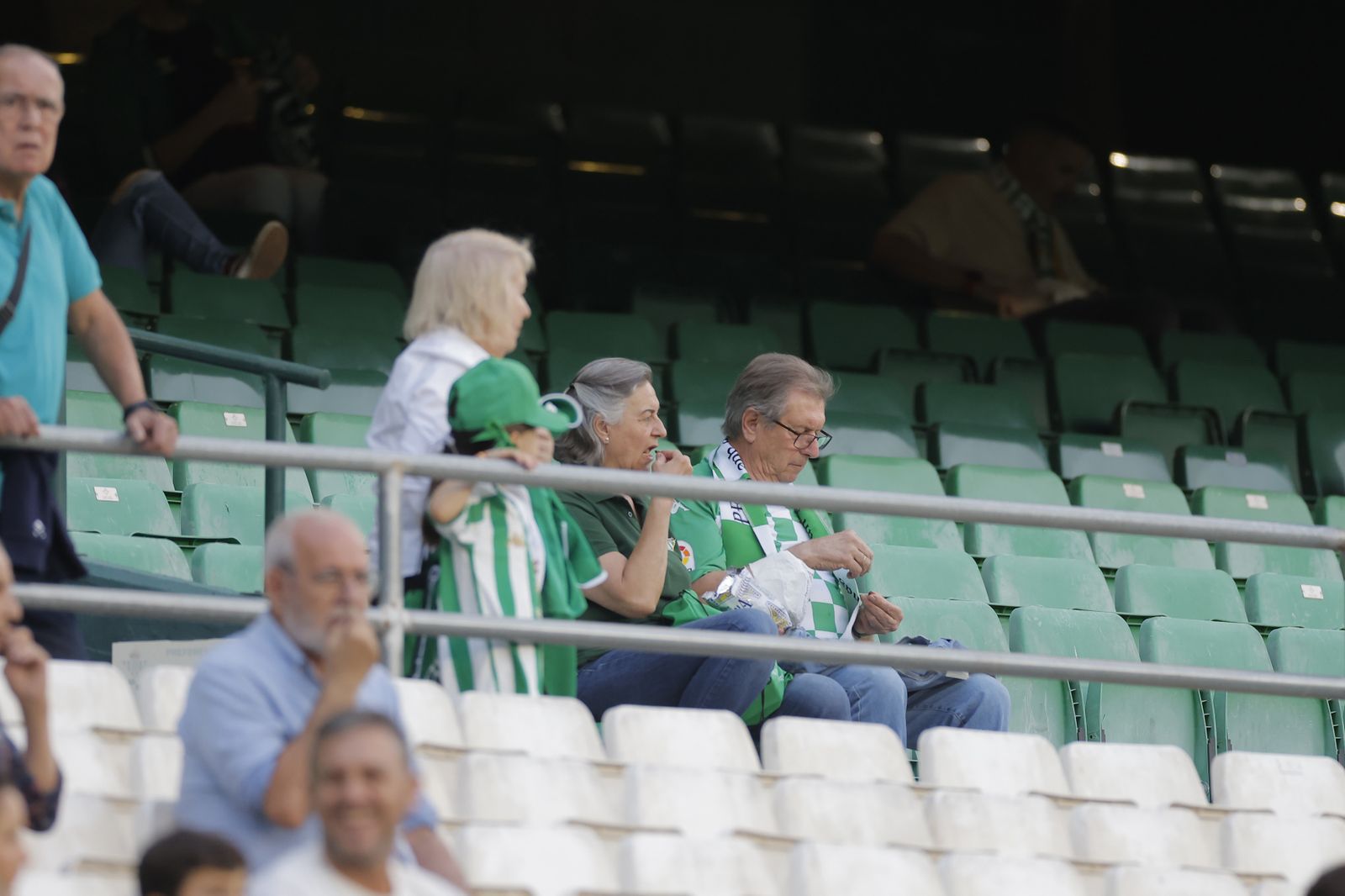 Búscate en las fotos de Betis-Getafe