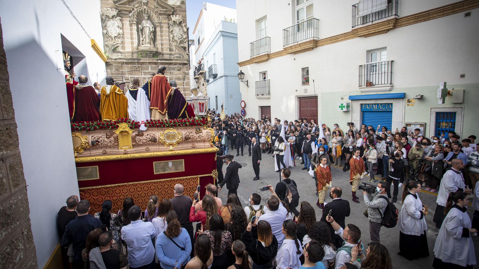 Las imágenes de la cofradía de la Sagrada Cena en la Semana Santa de Cádiz 2022