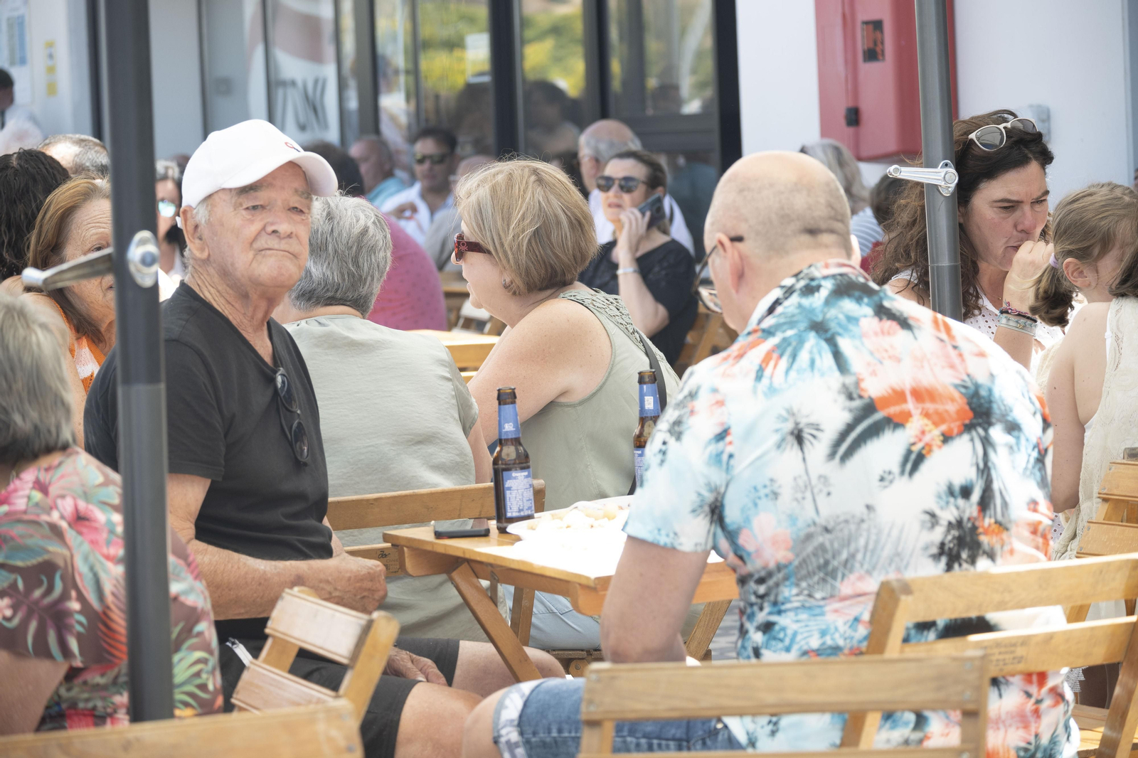 Imágenes del sábado en la 'IX Feria de la Gamba y el Marisco de Huelva'