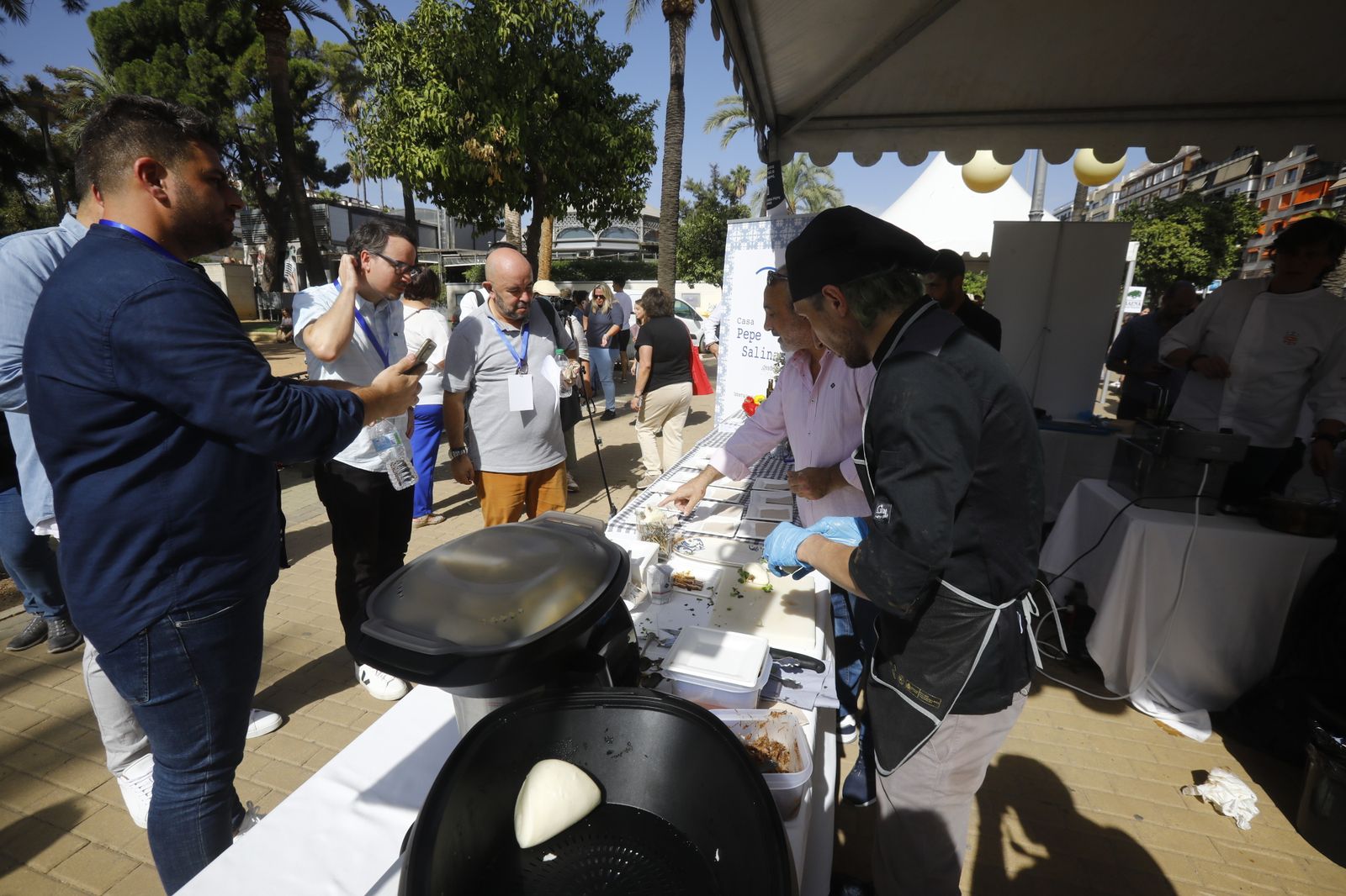 Las tapas del Córdoba Califato Gourmet en el Paseo de la Victoria, en imágenes