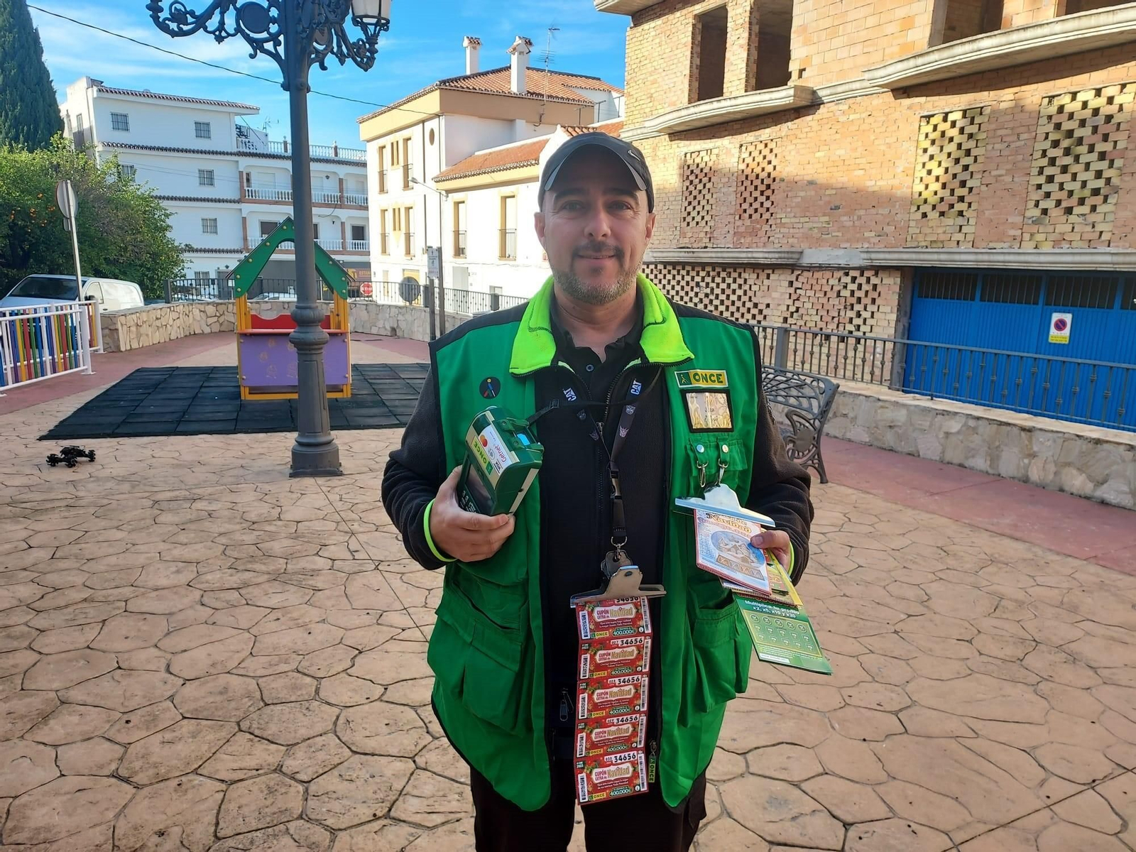 El vendedor Juan Benítez.