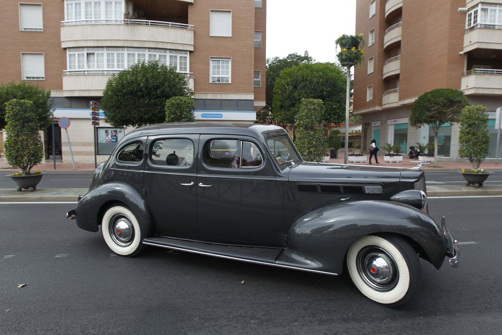 Fotogalería presentación XXX Ruta Vehículos Antiguos. Alcaldía de Almería