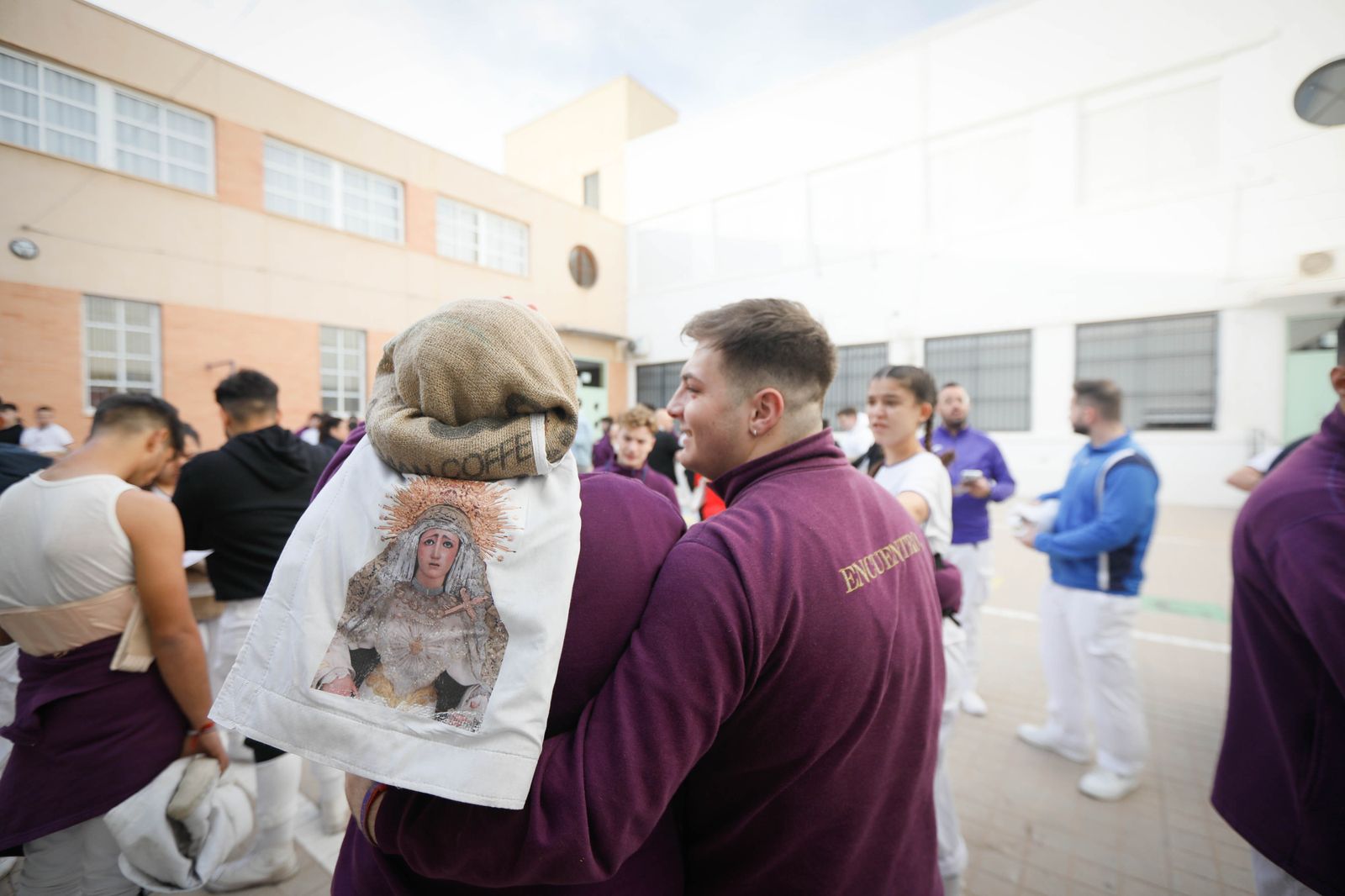 La procesión del Encuentro, en imágenes