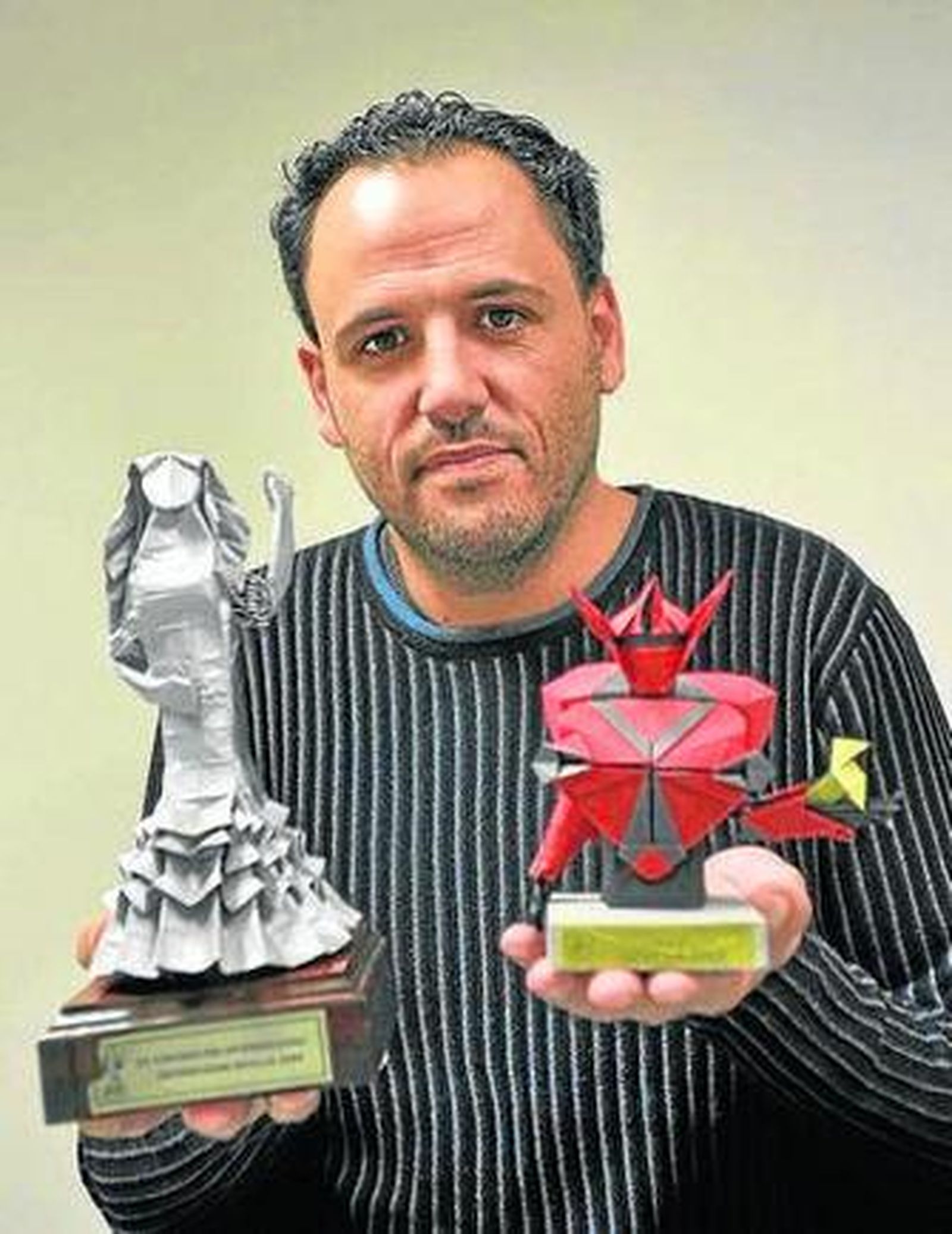 Las matemáticas en la pajarita de papel