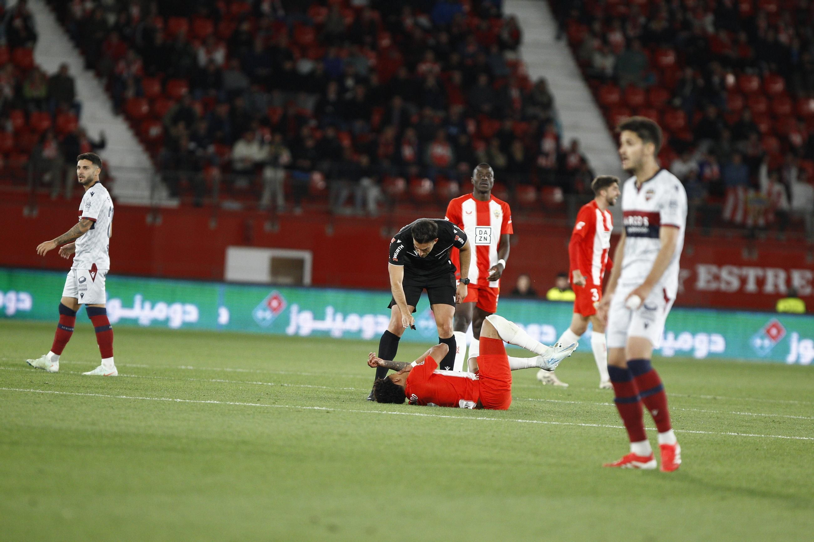 Las mejores imágenes del partido U.D. Almería-Levante U.D.